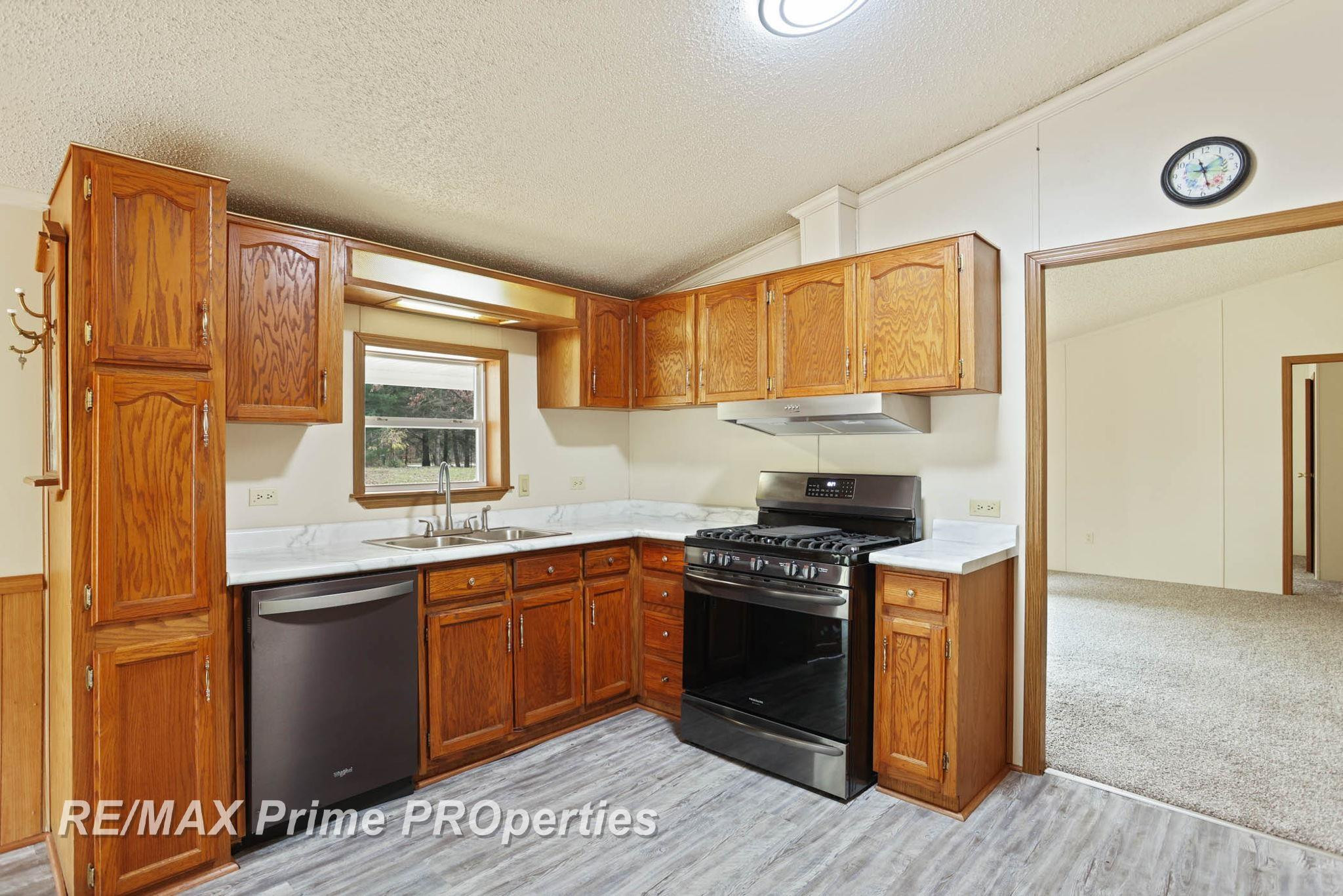 7118 Irish Road, Millington, MI 48746 — Photo 15