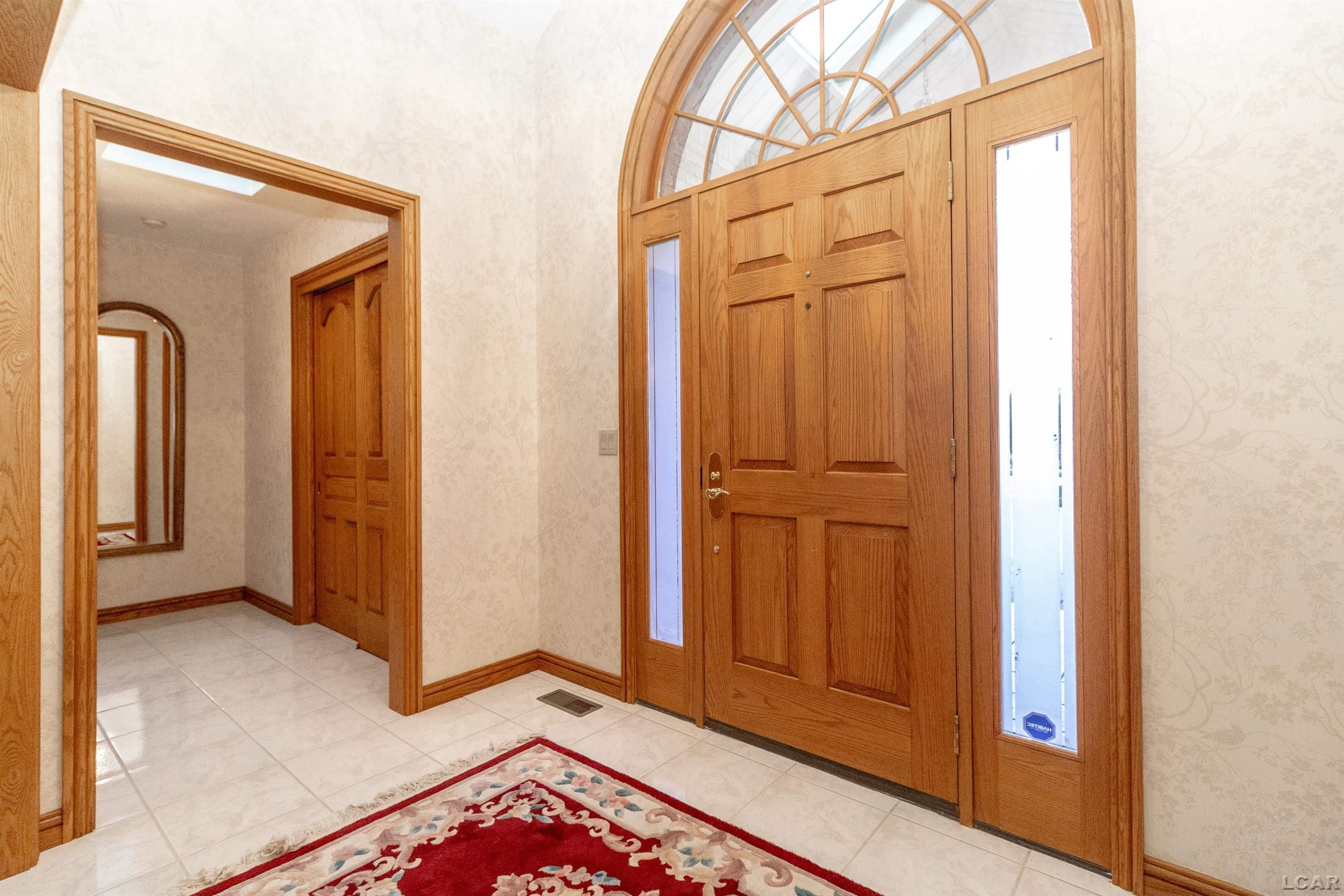 8770 Loire Valley, Tecumseh, MI 49286 — Photo 9