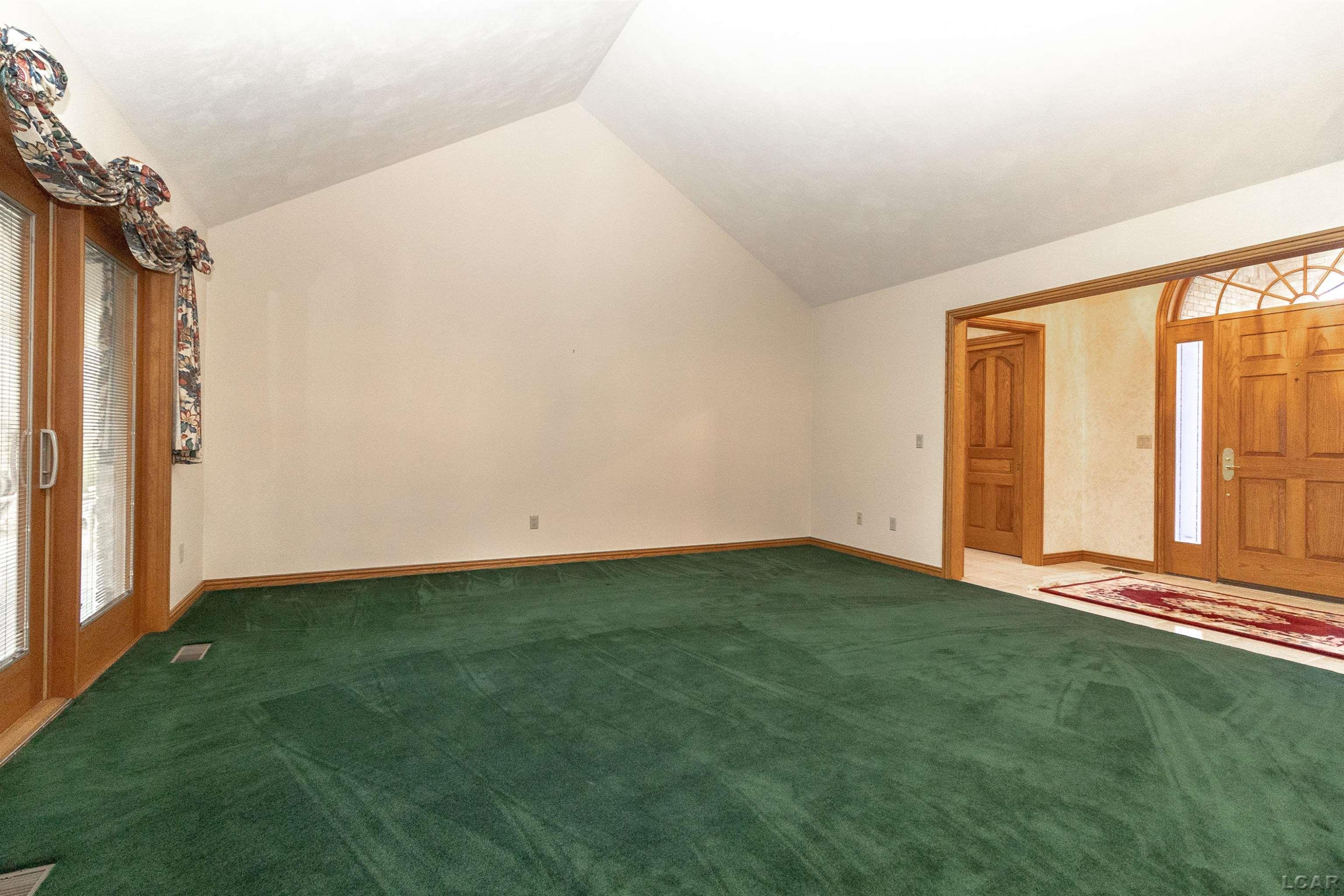 8770 Loire Valley, Tecumseh, MI 49286 — Photo 12