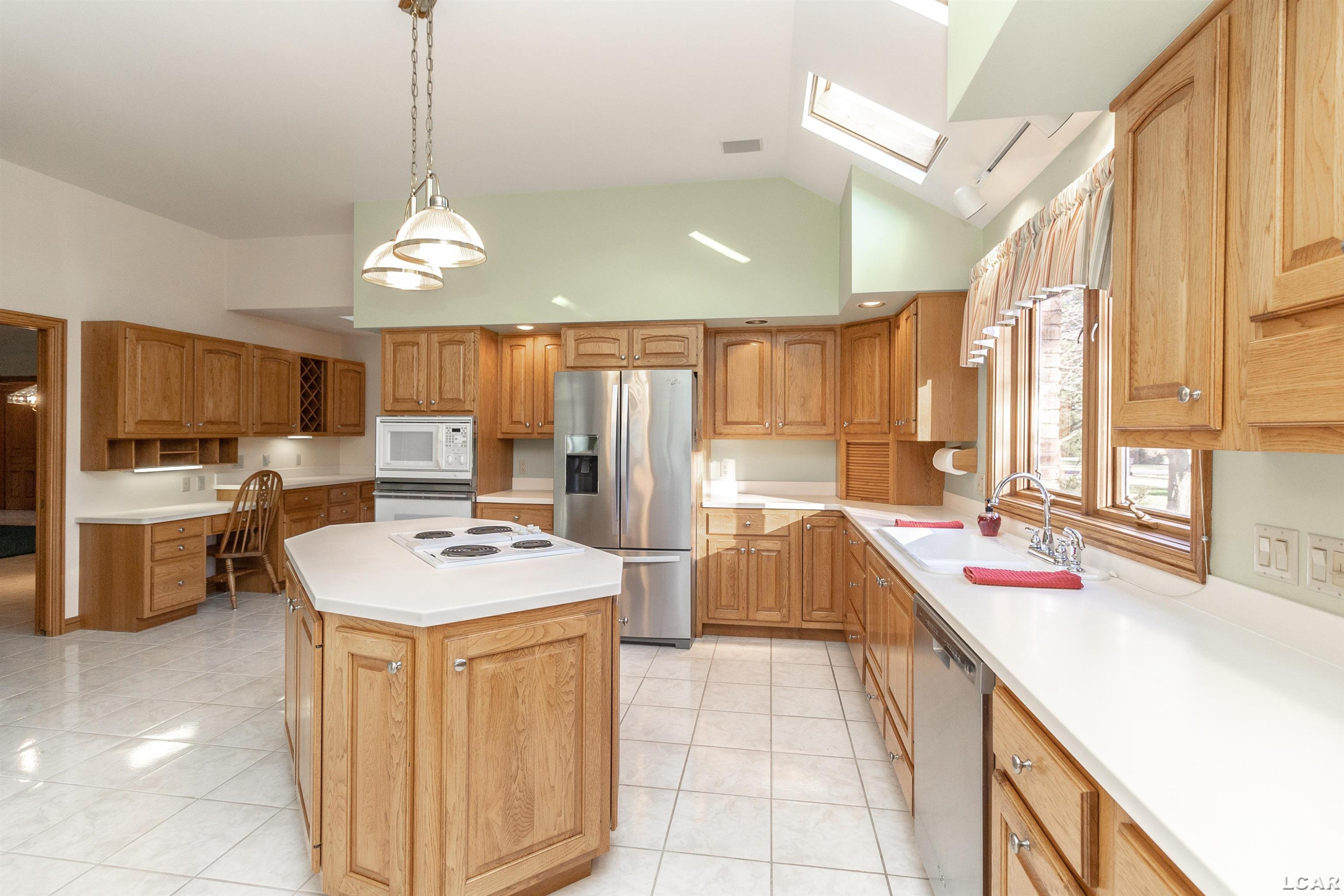 8770 Loire Valley, Tecumseh, MI 49286 — Photo 19
