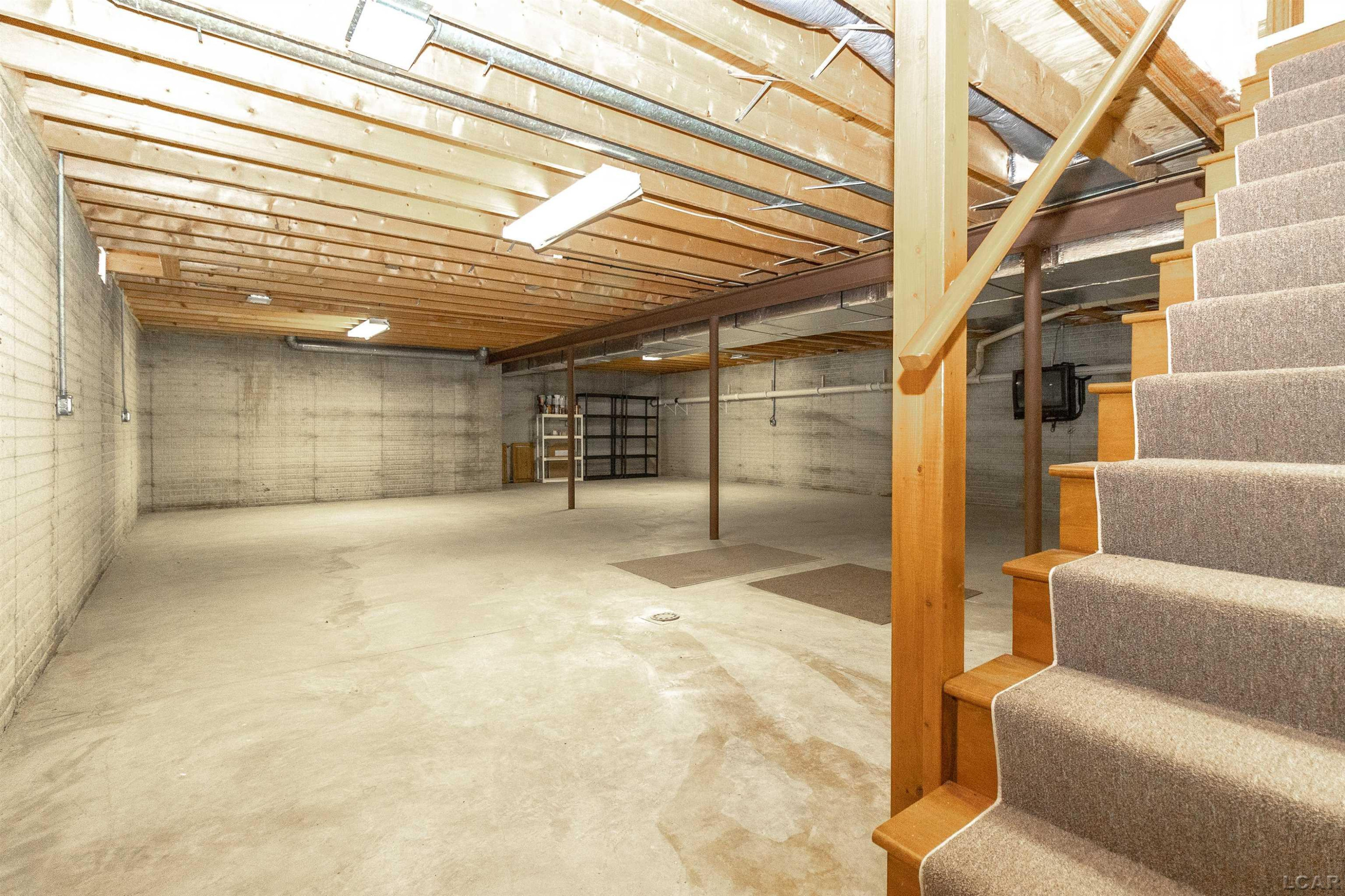 8770 Loire Valley, Tecumseh, MI 49286 — Photo 45