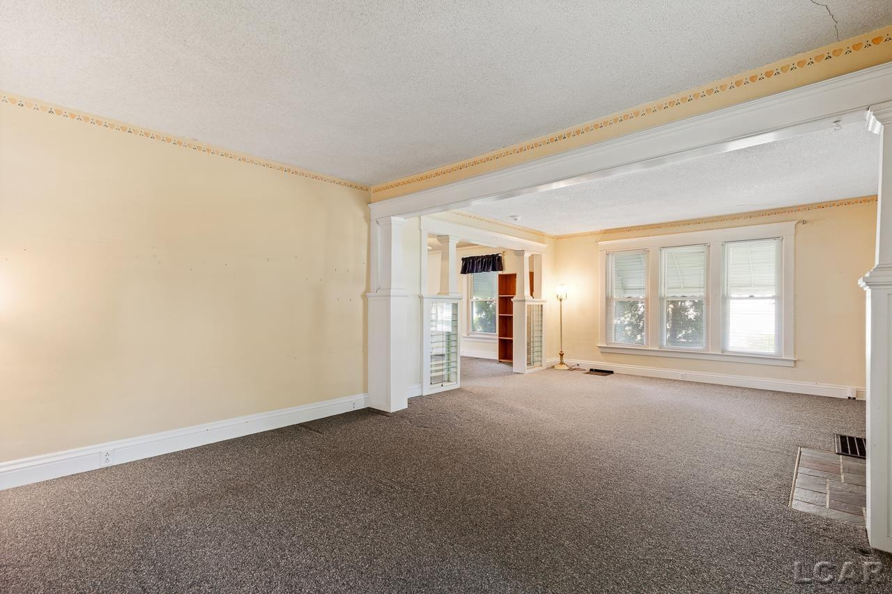 216 White, Blissfield, MI 49228 — Photo 5