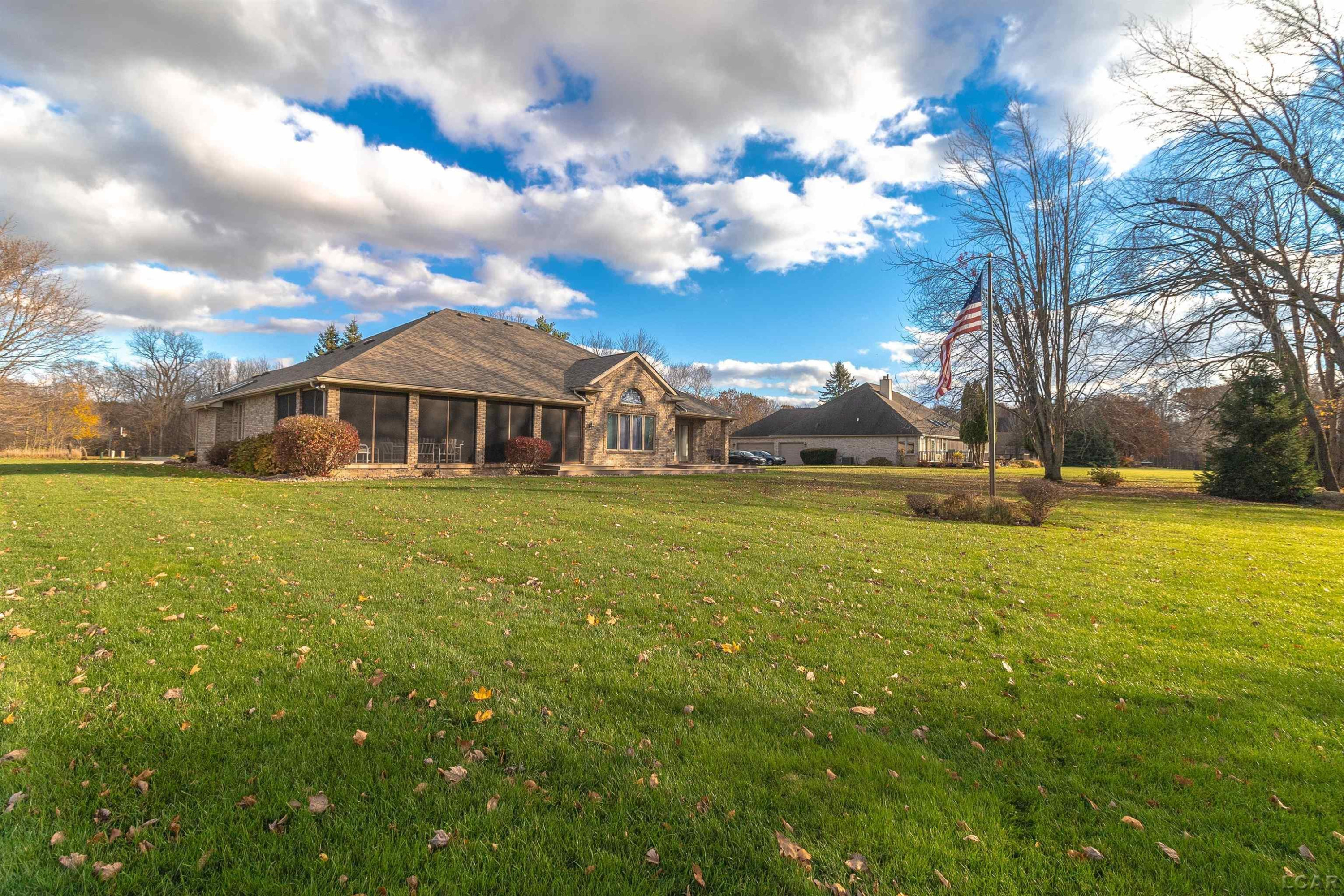 8770 Loire Valley, Tecumseh, MI 49286 — Photo 59