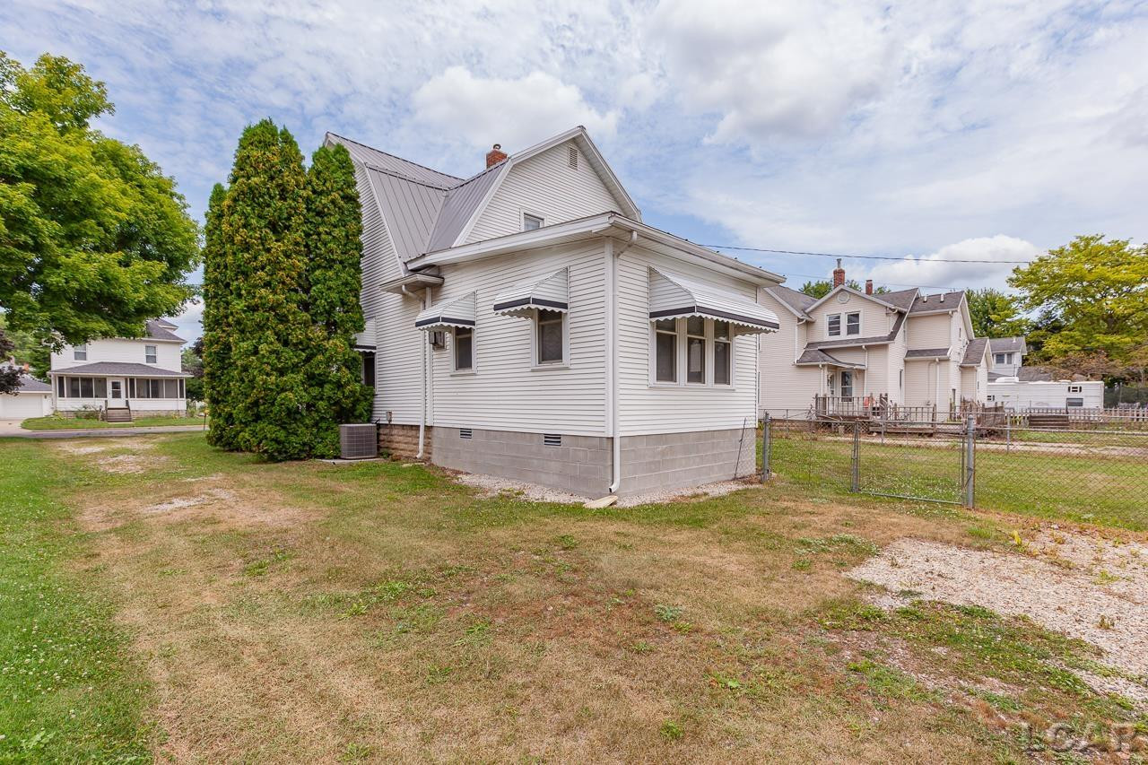 216 White, Blissfield, MI 49228 — Photo 31