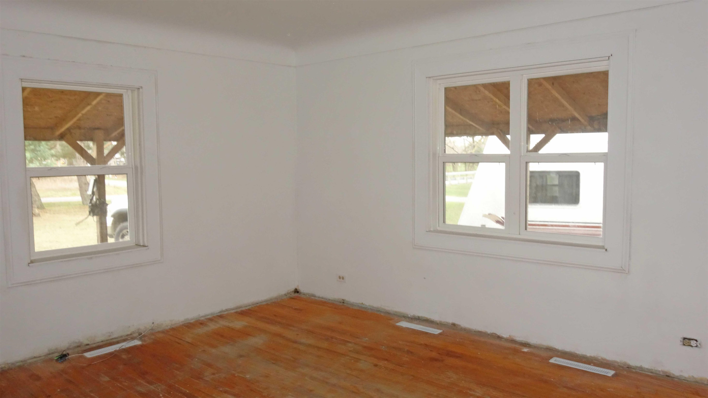 14979 Fowler, Chesaning, MI 48616 — Photo 4