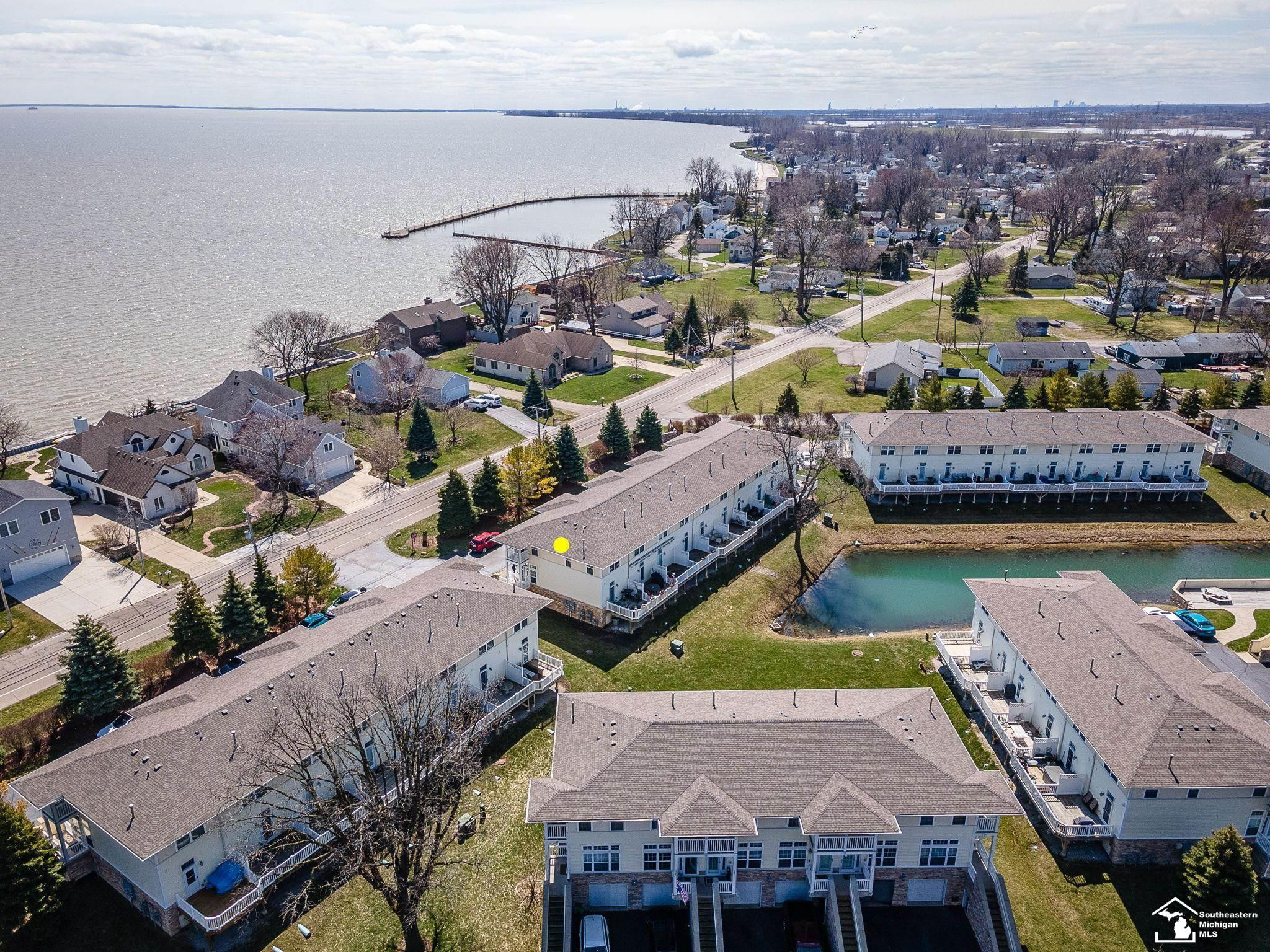 318 Beachwalk, Luna Pier, MI 48157 — Photo 28