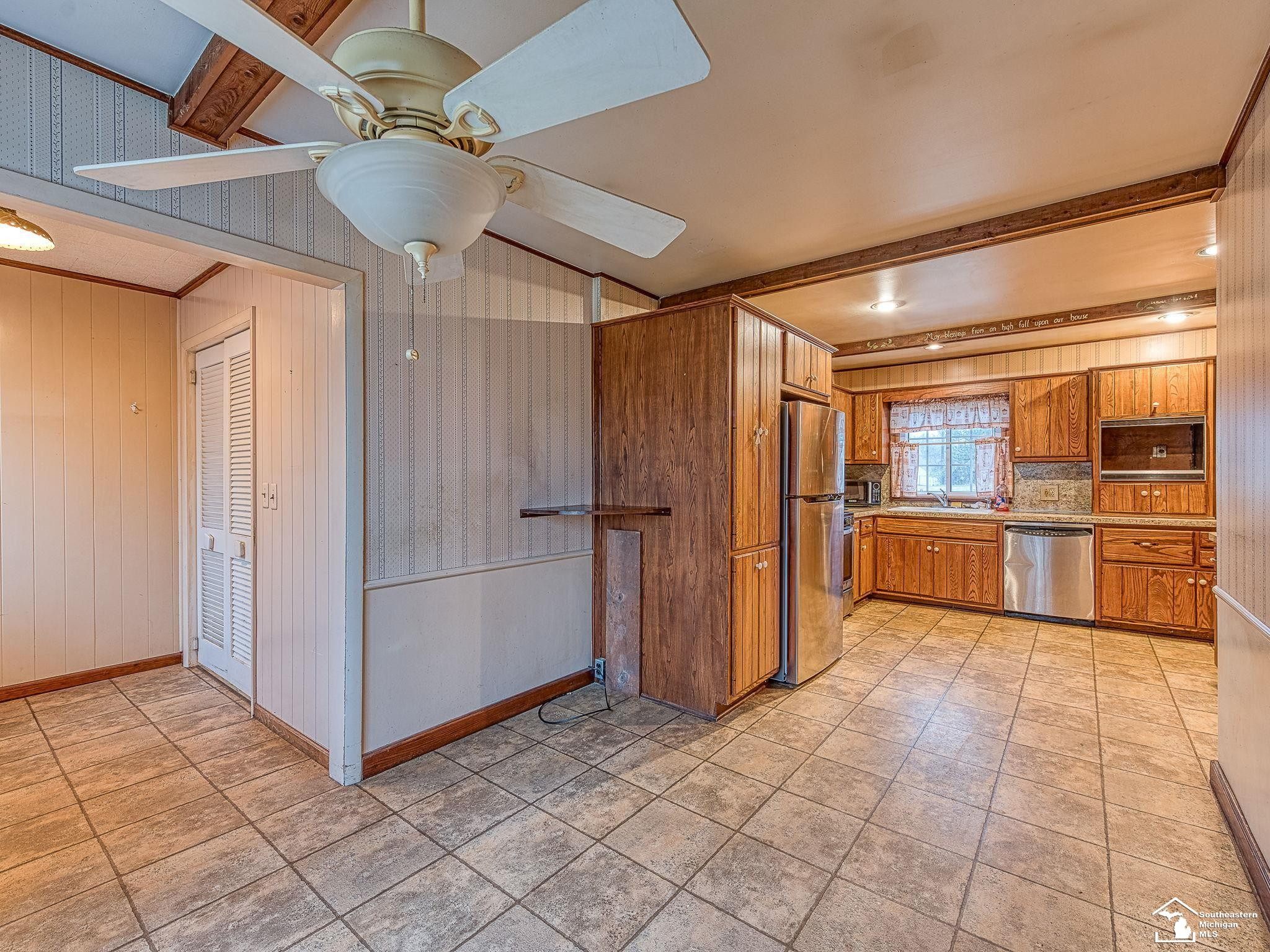 1455 Kent, Carleton, MI 48117 — Photo 14