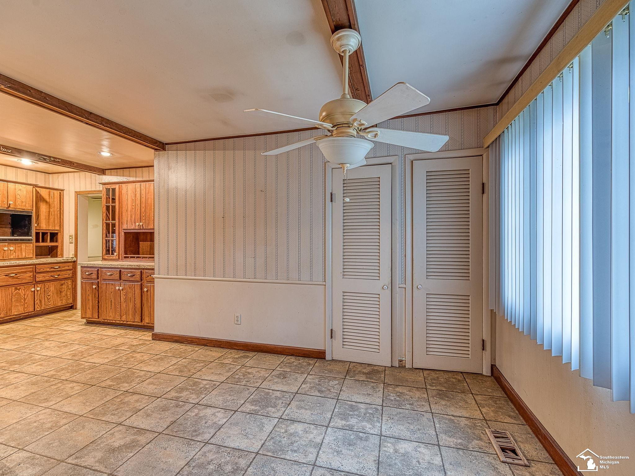 1455 Kent, Carleton, MI 48117 — Photo 15
