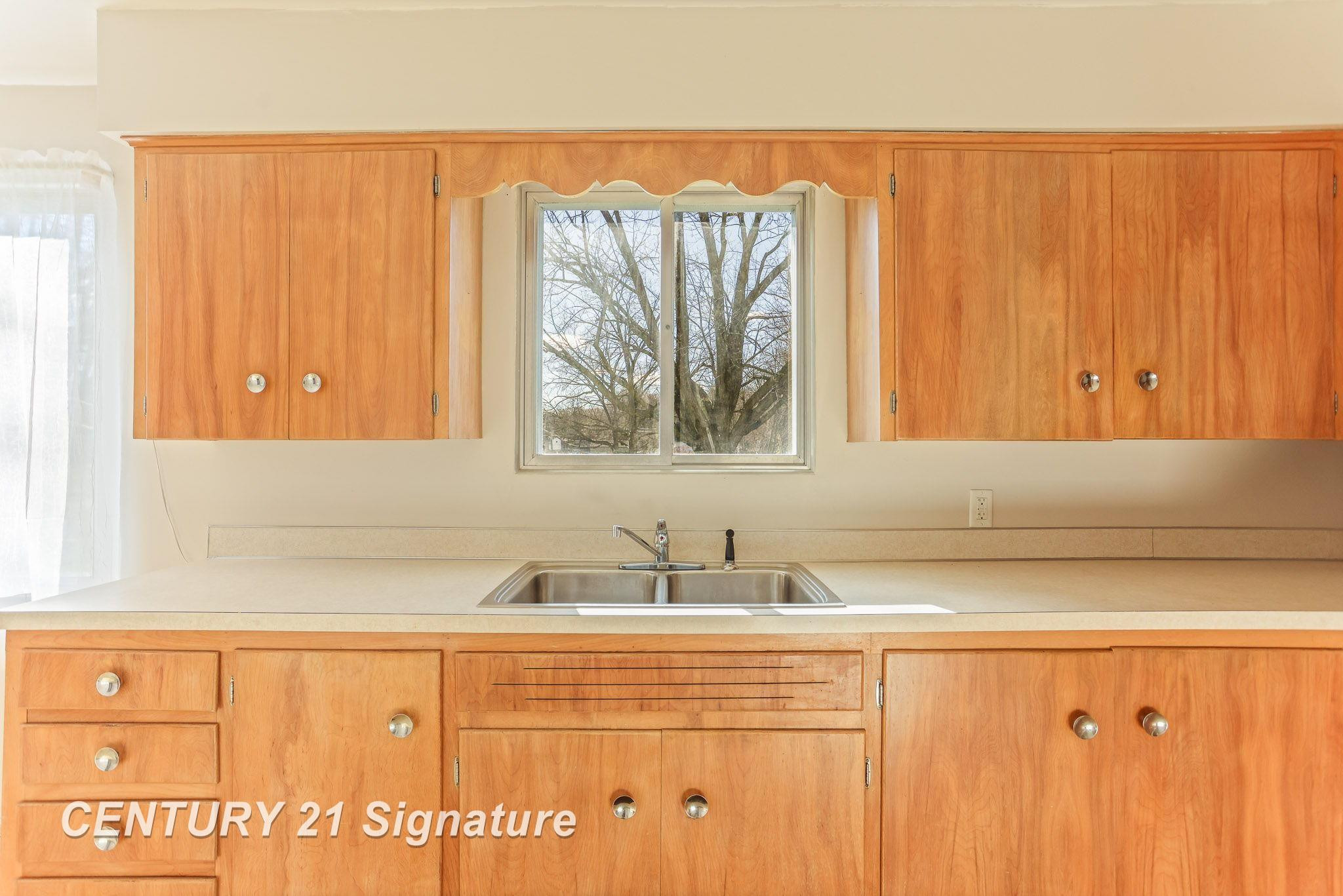 163 Strieter Drive, Saginaw, MI 48609 — Photo 13
