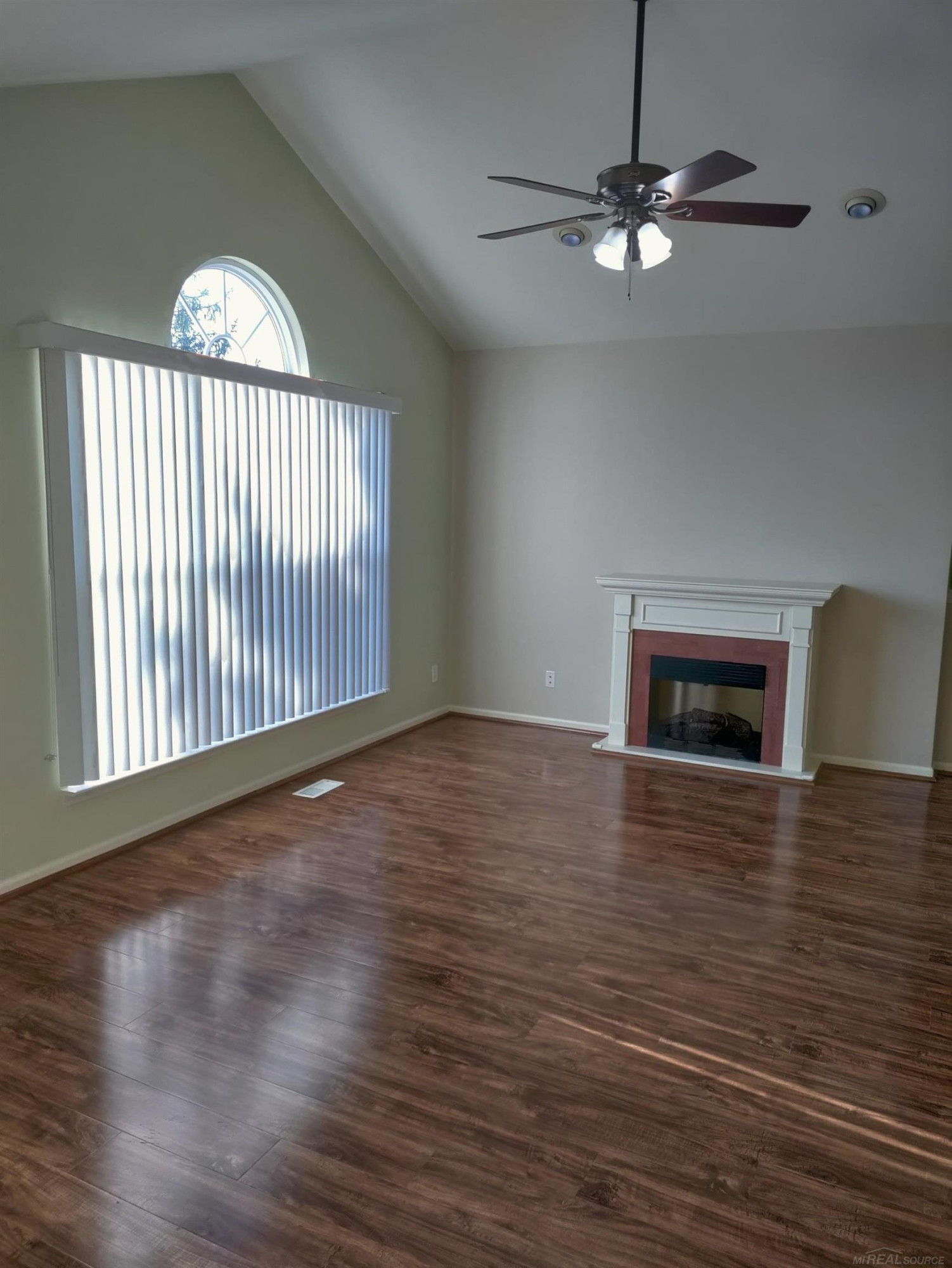 1978 FLAGSTONE Circle, Rochester Hills, MI 48307 — Photo 7