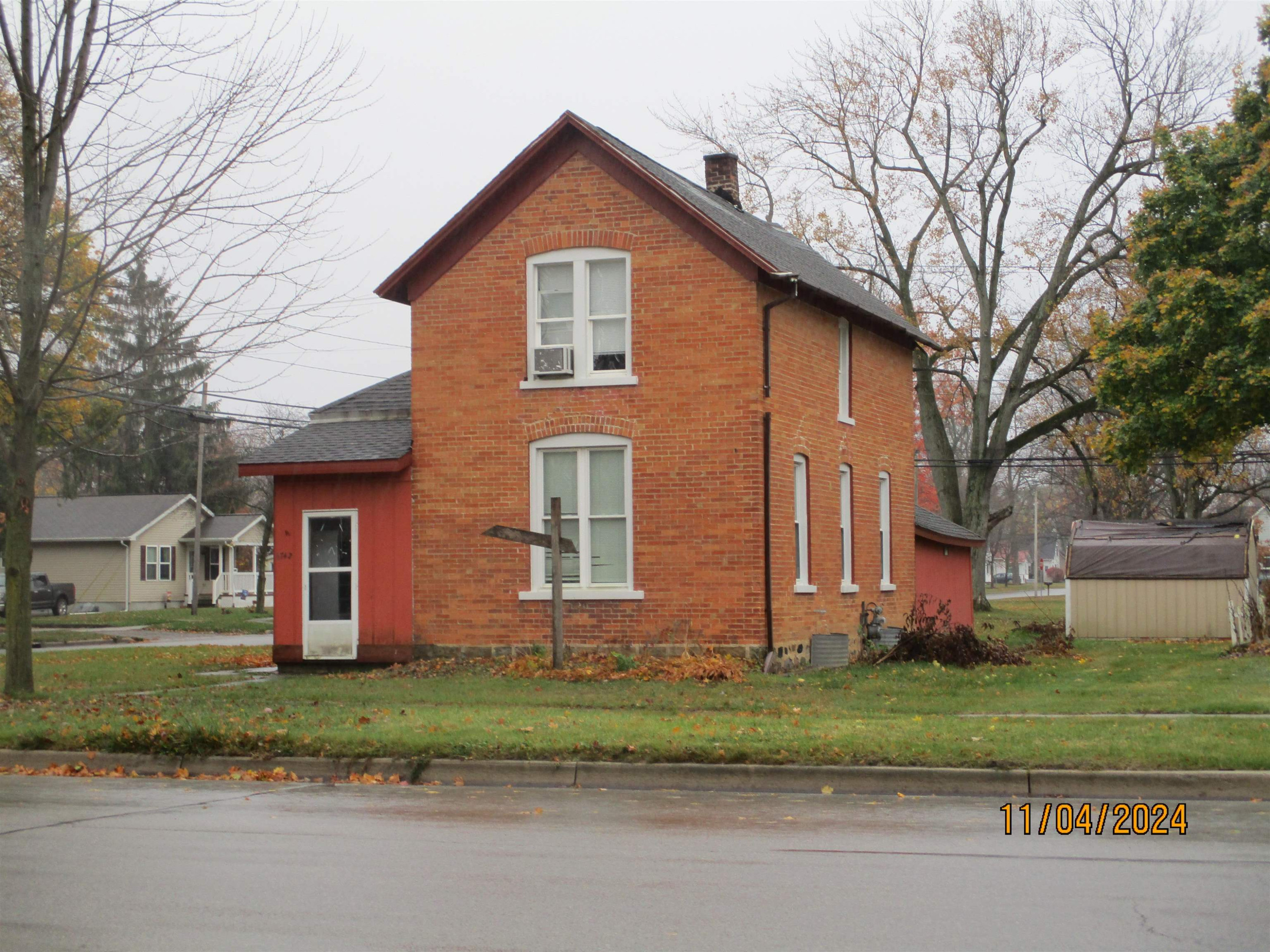 6742 E Main, Cass City, MI 48726 — front exterior