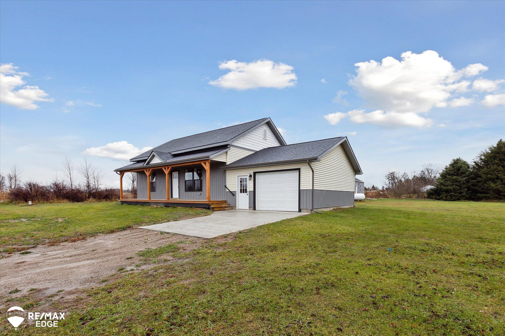 3895 Levalley Road, Columbiaville, MI 48421 — Photo 4