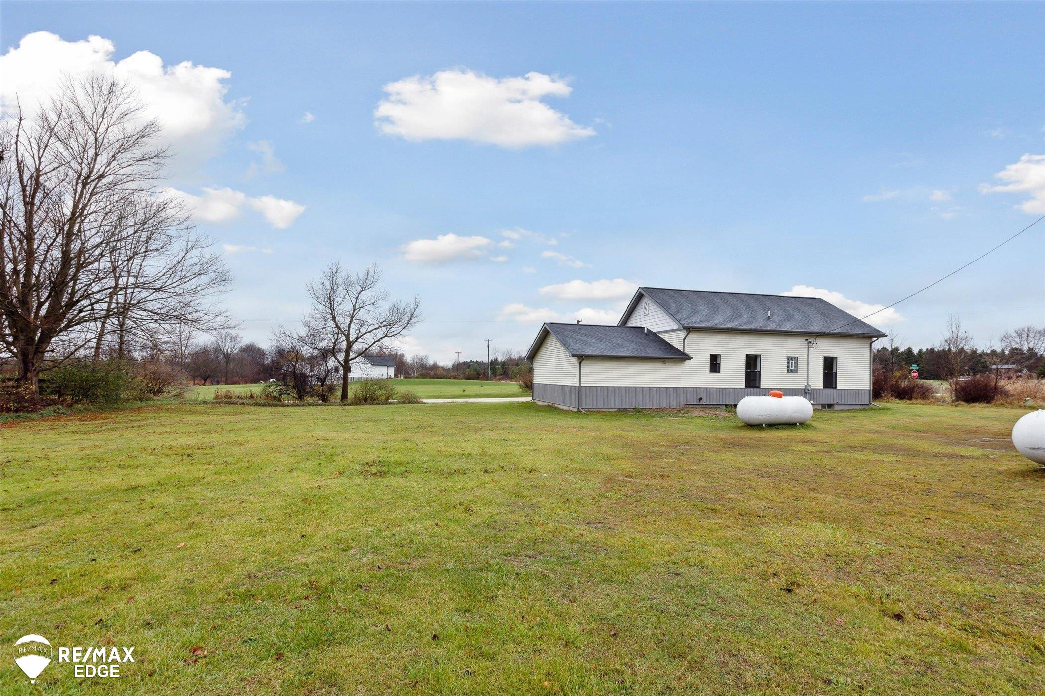 3895 Levalley Road, Columbiaville, MI 48421 — Photo 42