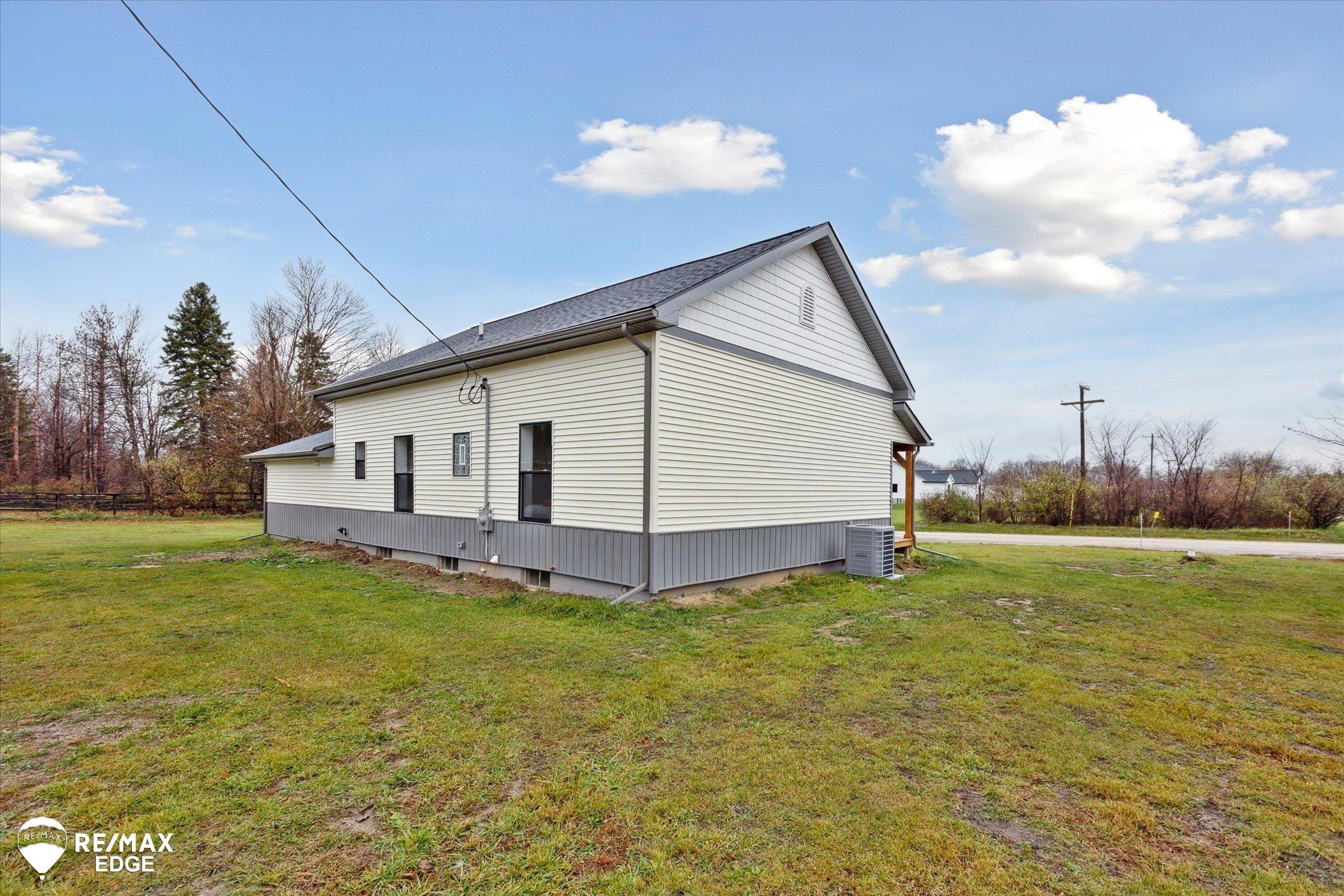 3895 Levalley Road, Columbiaville, MI 48421 — Photo 44