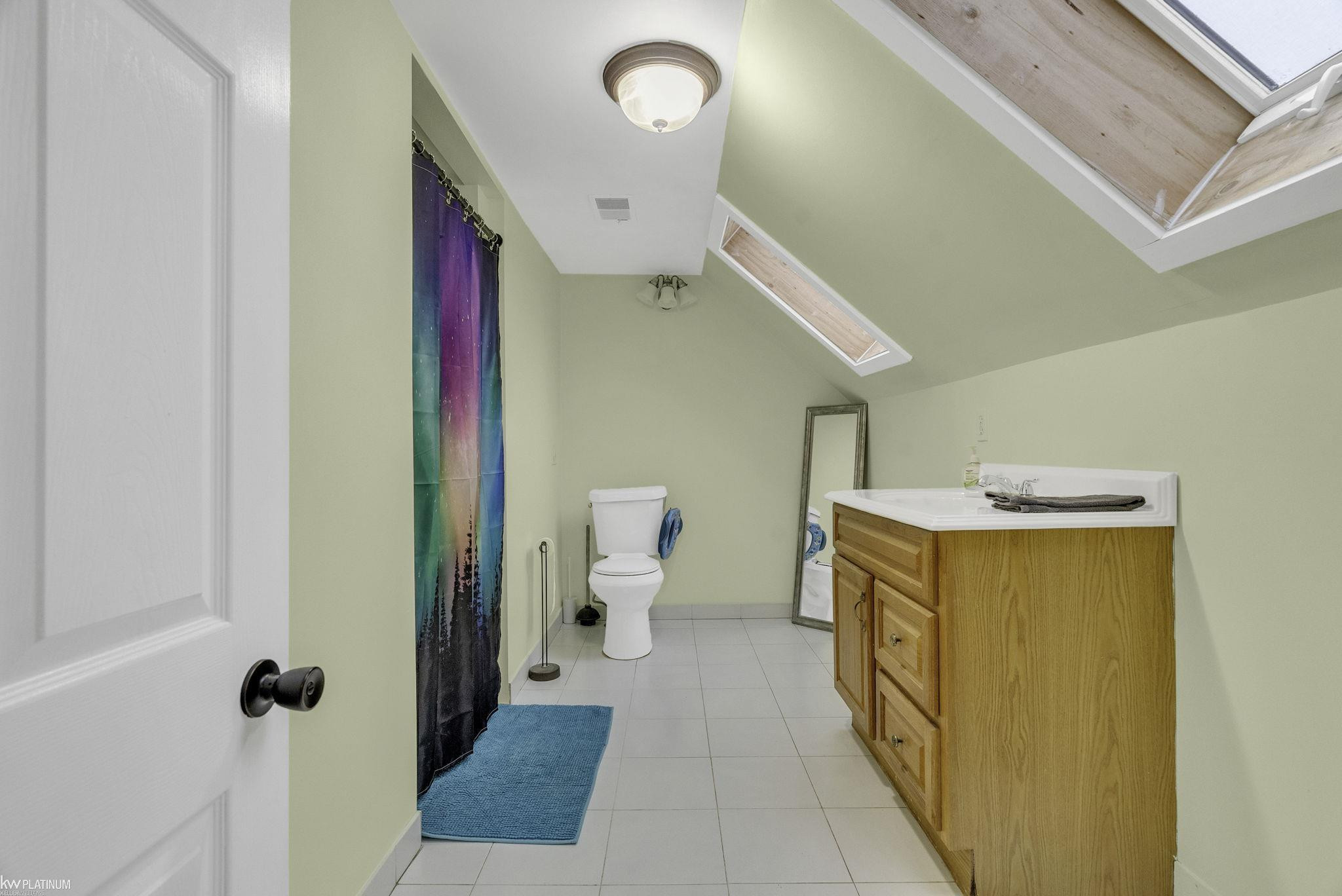 16259 Petz Road, MI 48014 — Photo 15