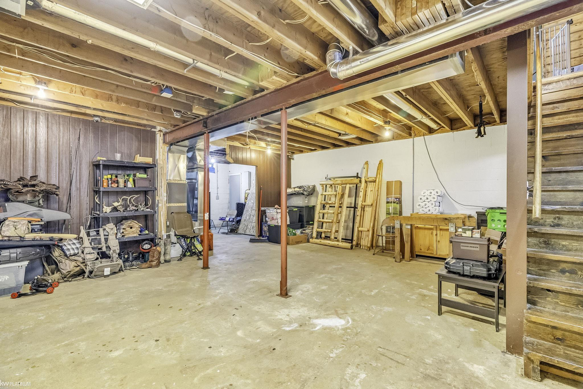 16259 Petz Road, MI 48014 — Photo 16