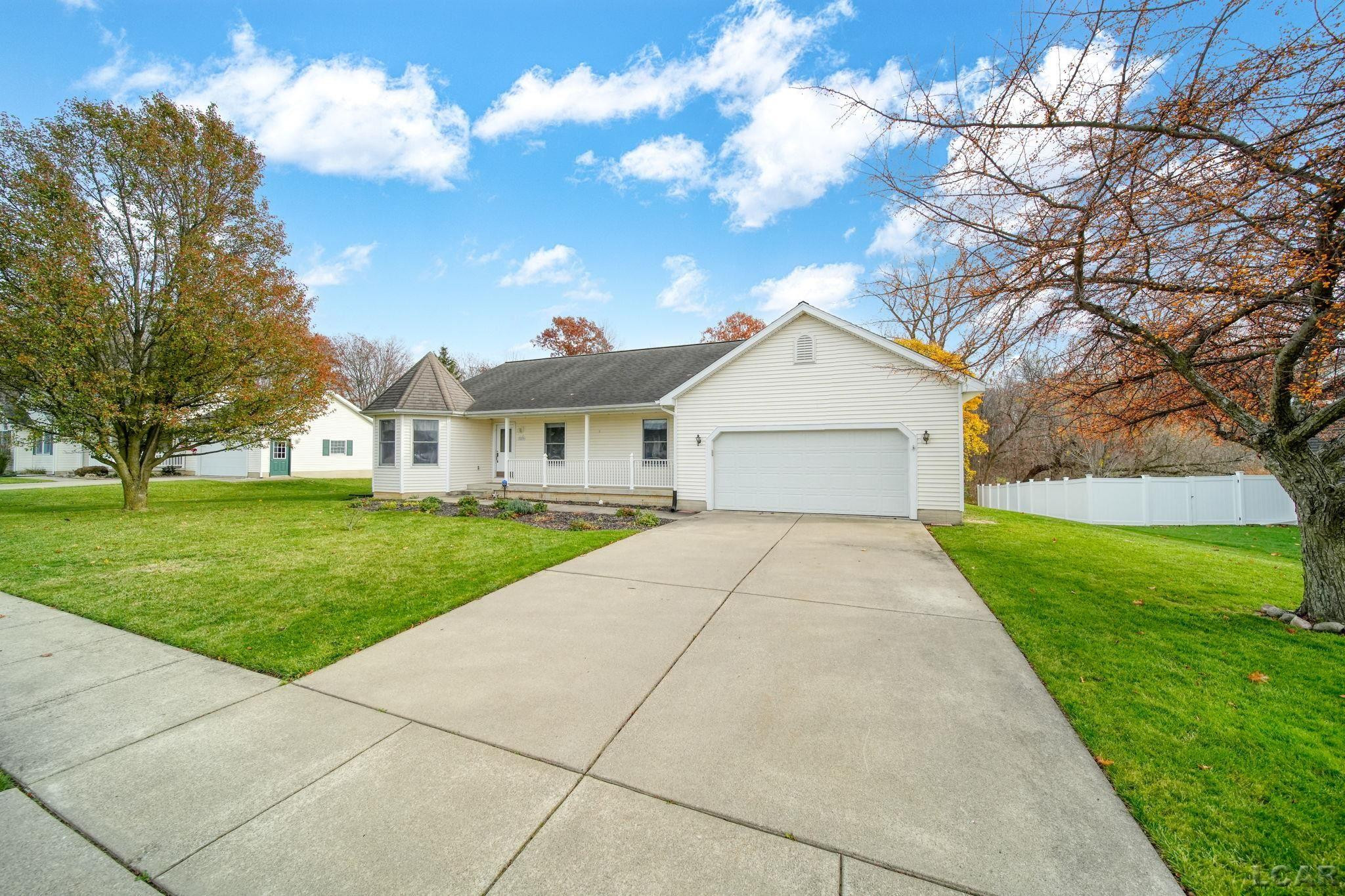 329 Woodside, Onsted, MI 49265 — front exterior