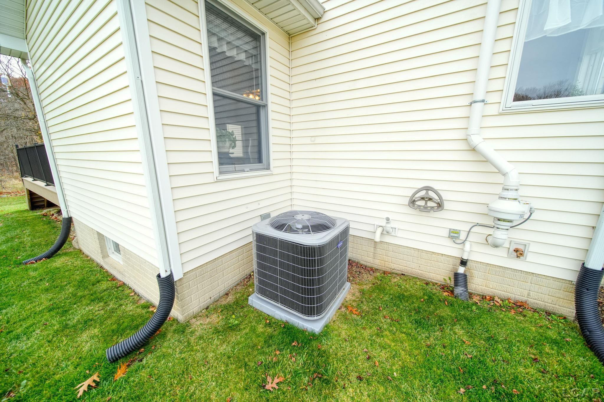 329 Woodside, Onsted, MI 49265 — Photo 34