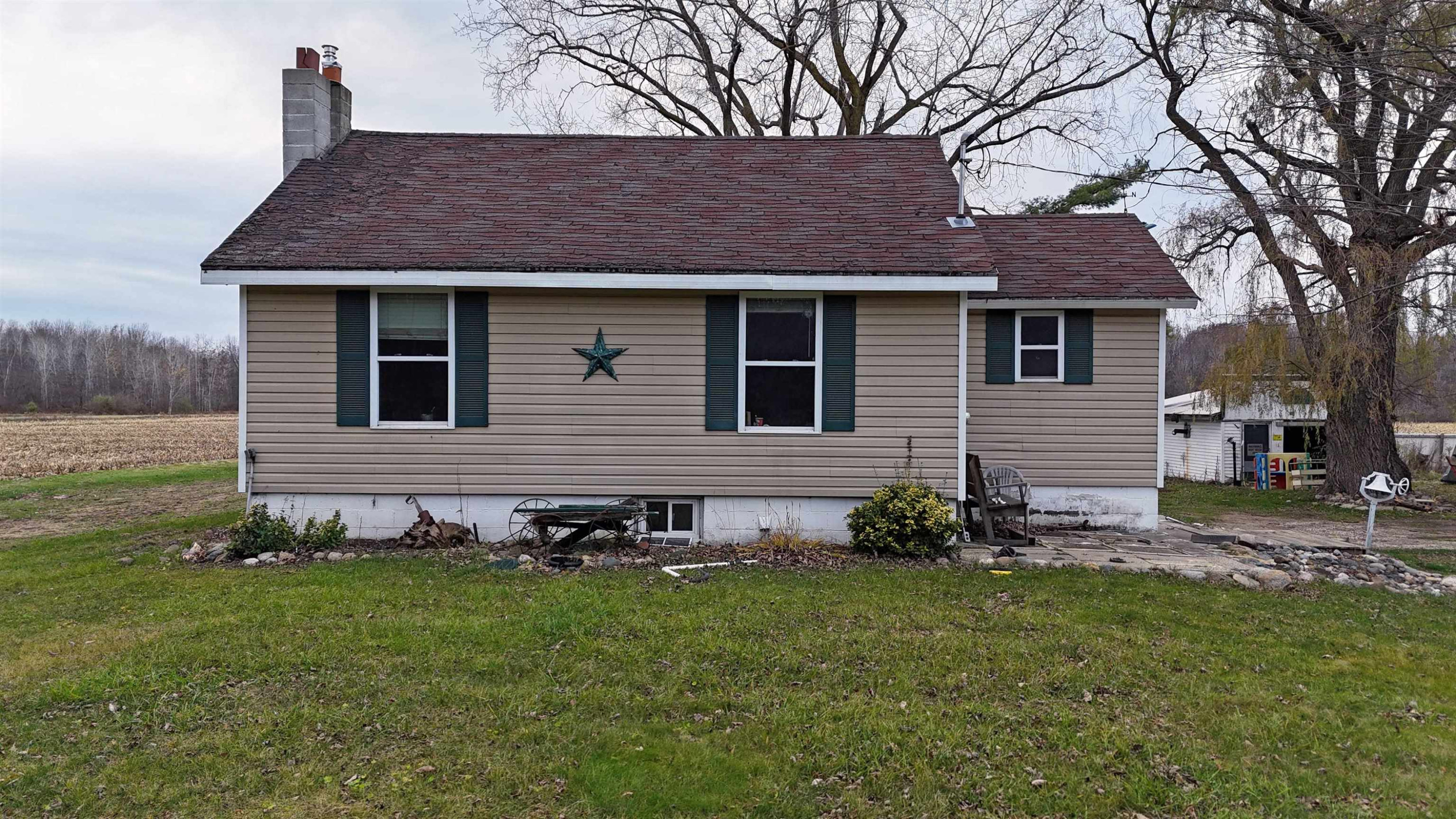 16942 Fowler, Oakley, MI 48649 — front exterior