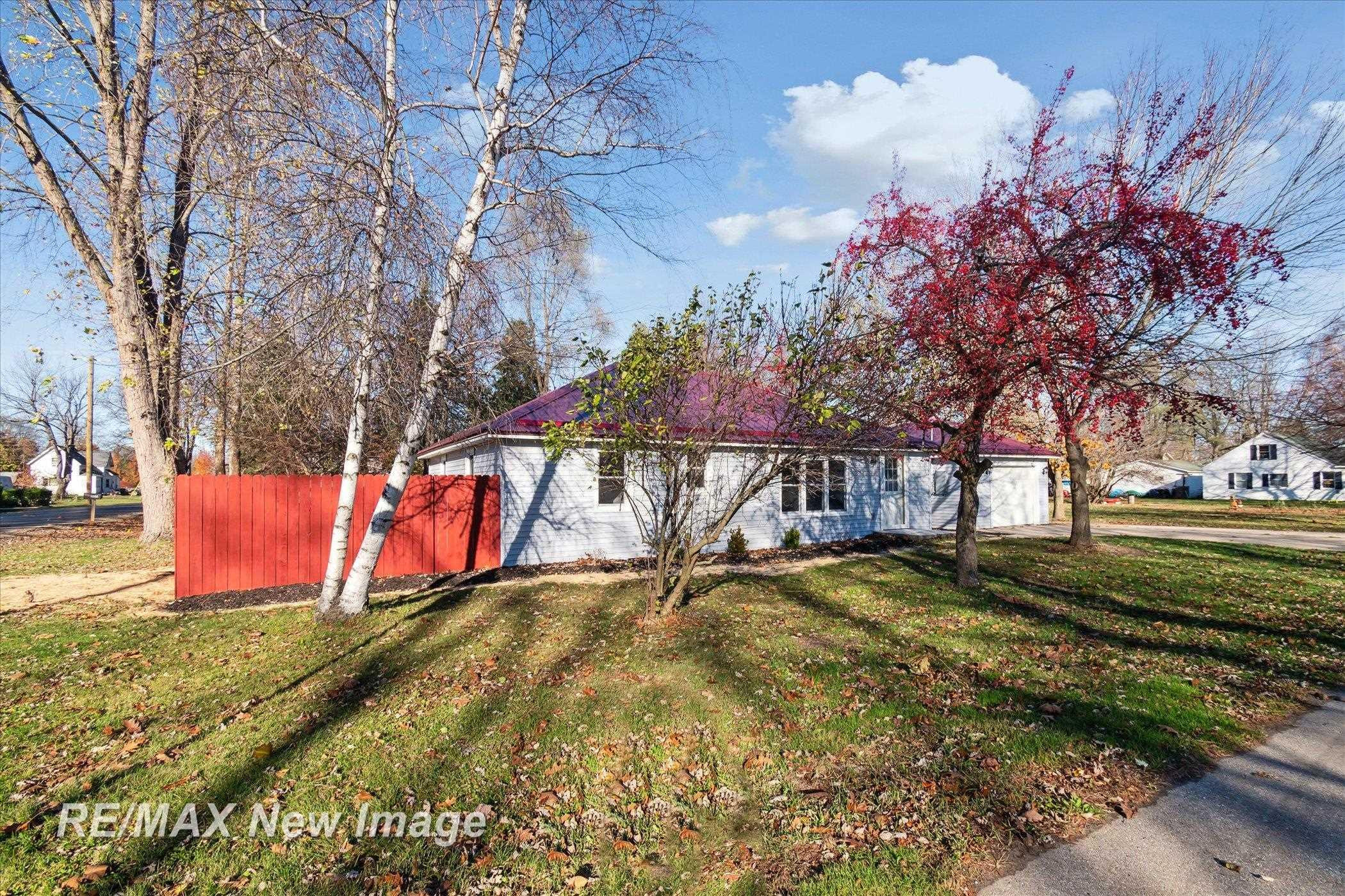 212 Sheler Street, Coleman, MI 48618 — Photo 2