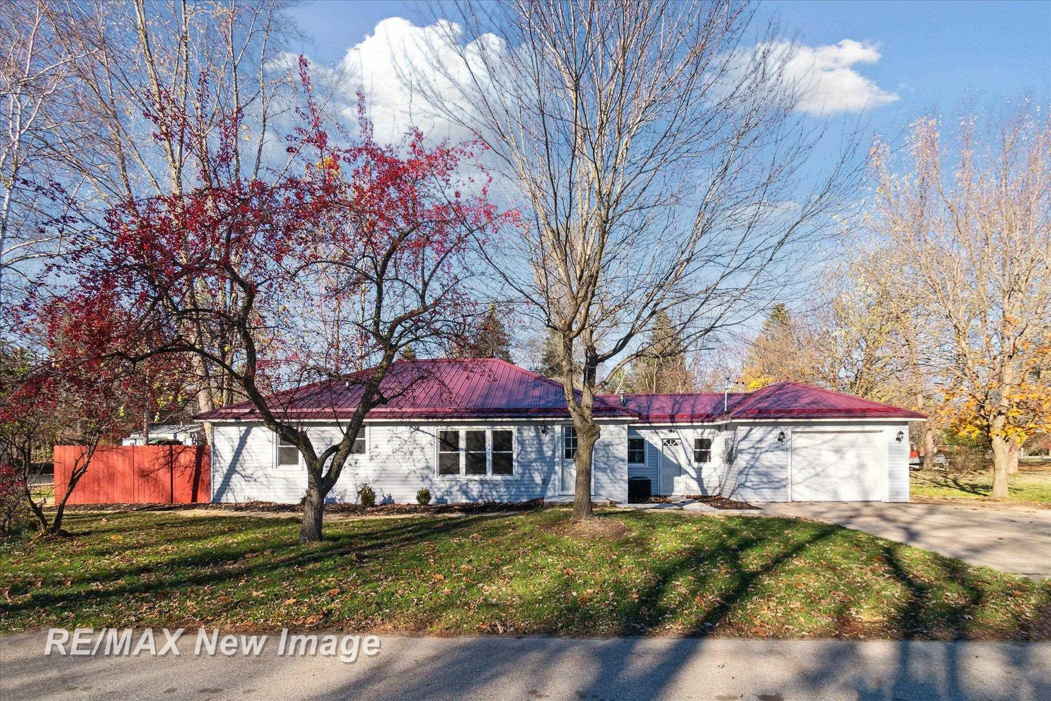 212 Sheler Street, Coleman, MI 48618 — Photo 3