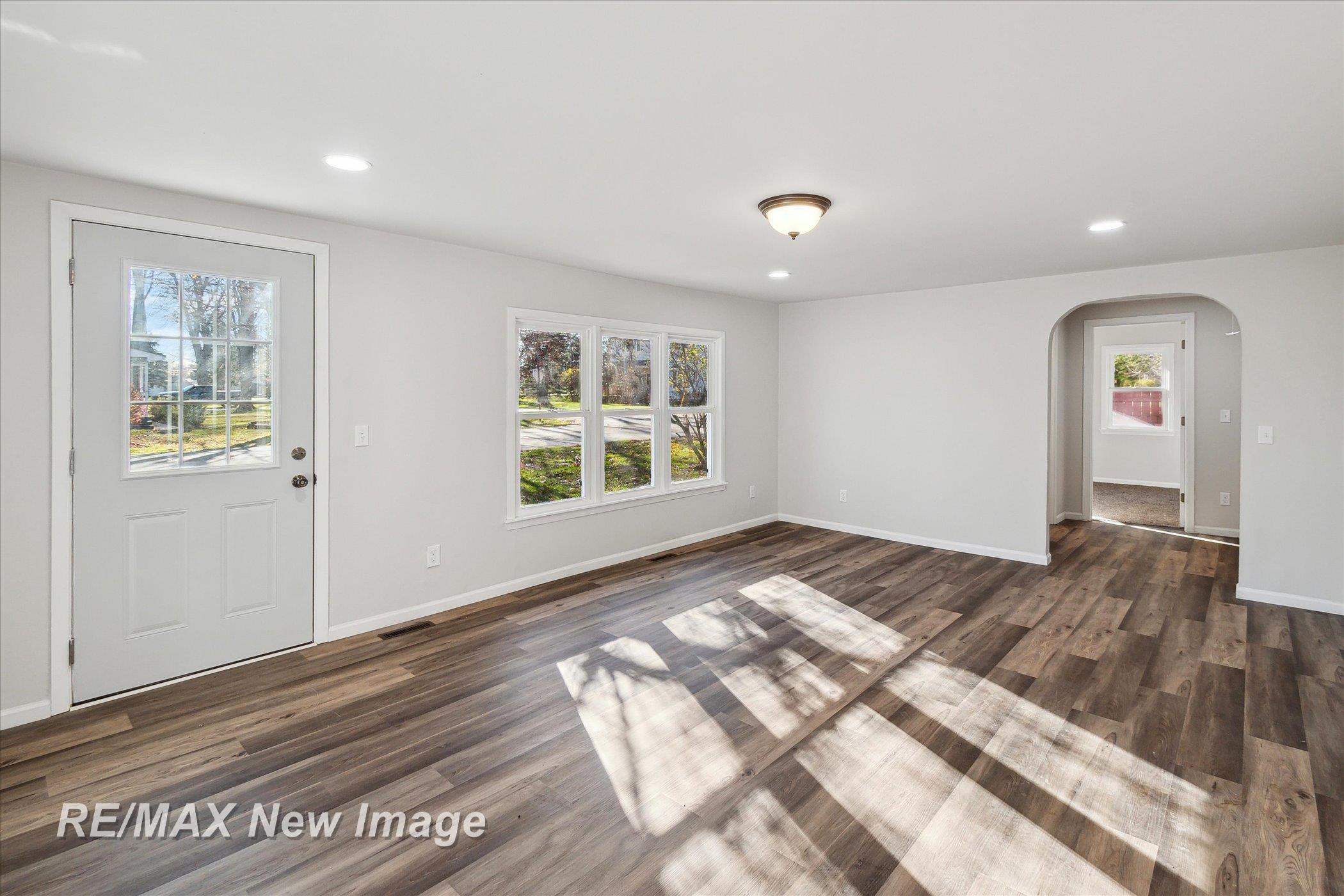 212 Sheler Street, Coleman, MI 48618 — Photo 9