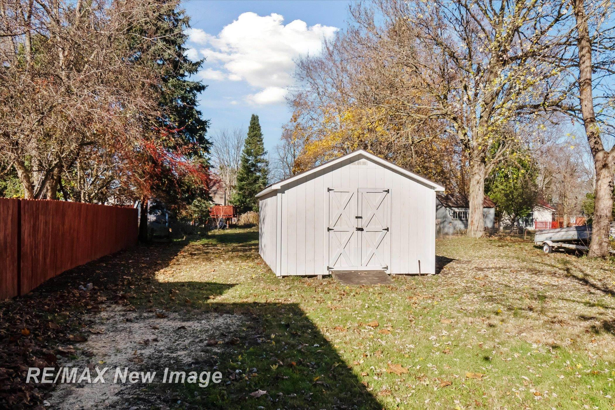 212 Sheler Street, Coleman, MI 48618 — Photo 37