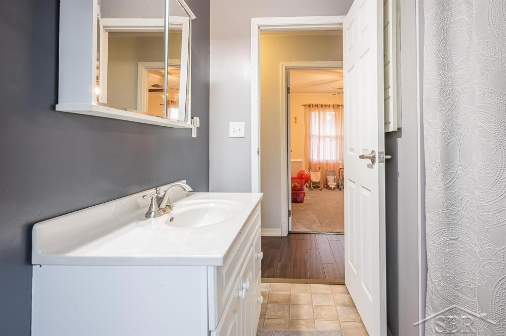 620 Witbeck Drive, Clare, MI 48617 — Photo 31