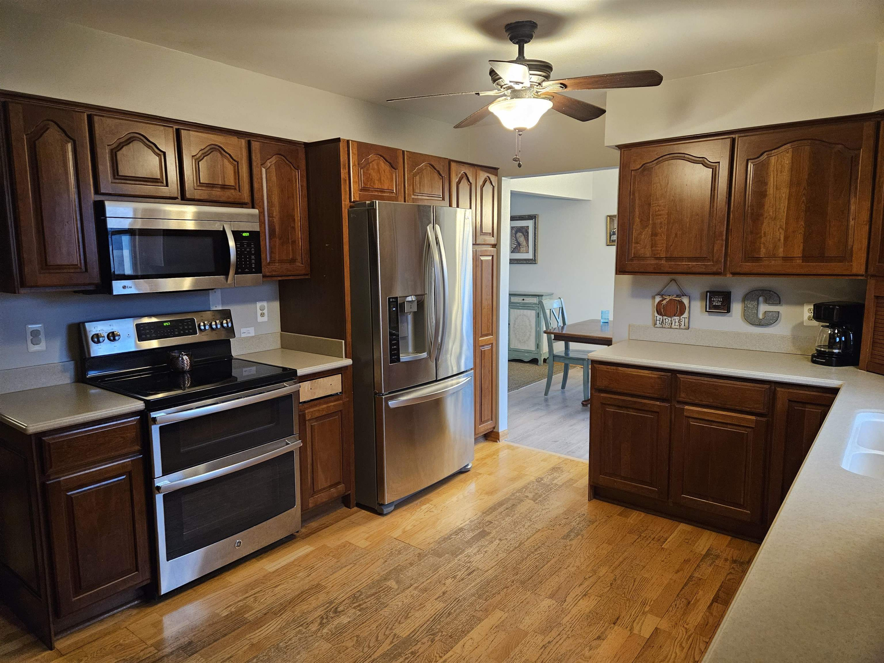 10096 Janaroy Court, MI — Photo 4