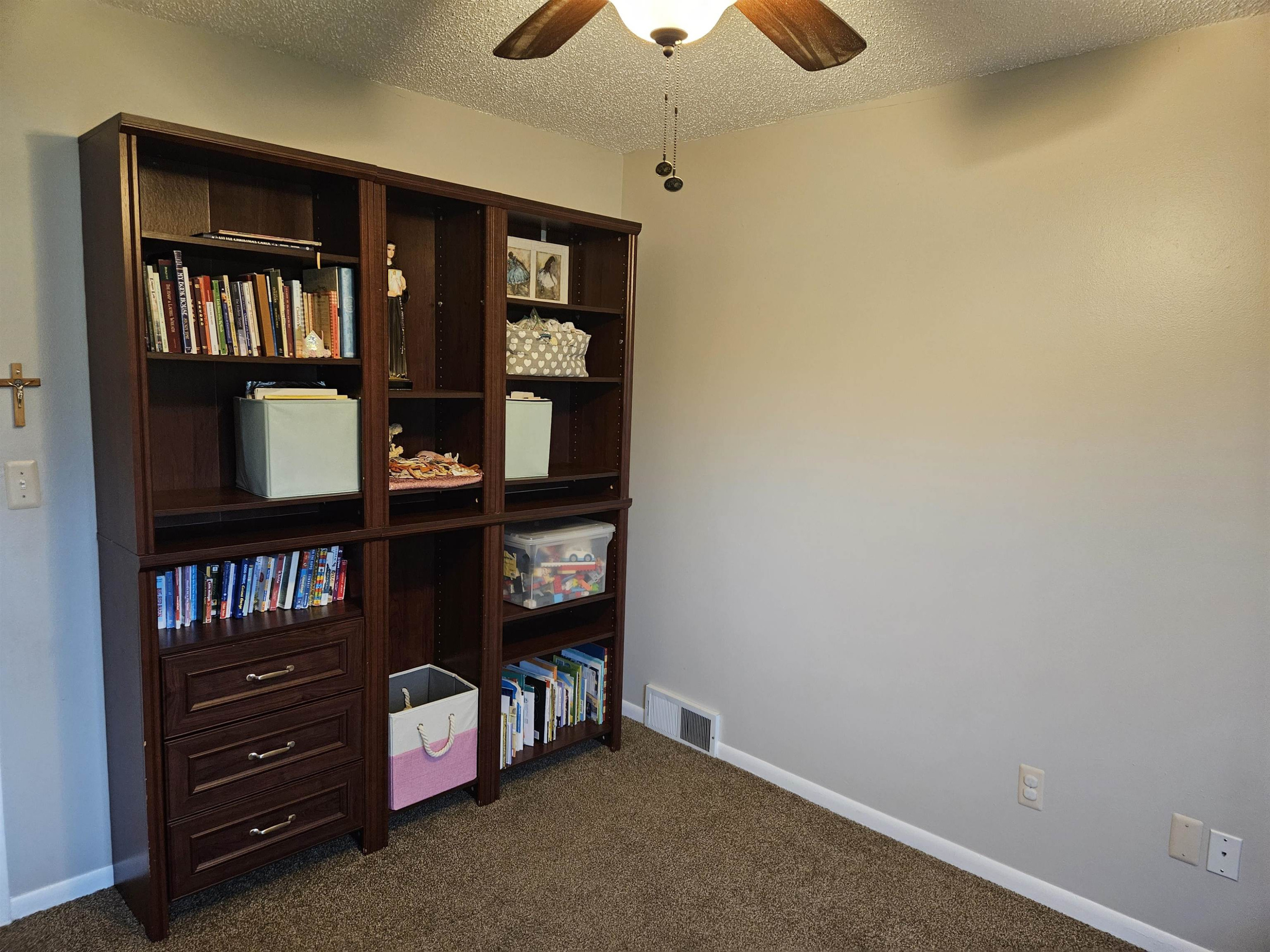 10096 Janaroy Court, MI — Photo 13