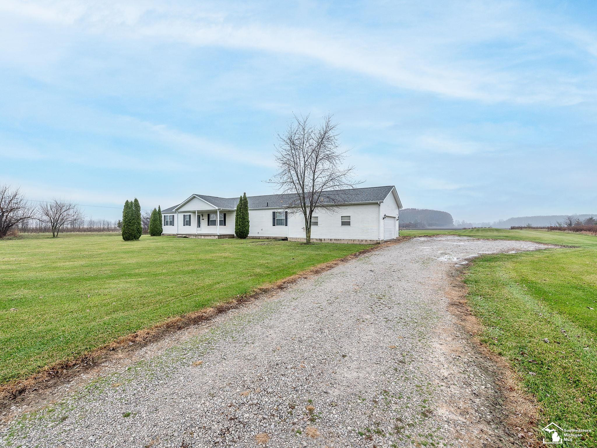 7052 Bluebush, Monroe, MI 48162 — Photo 38