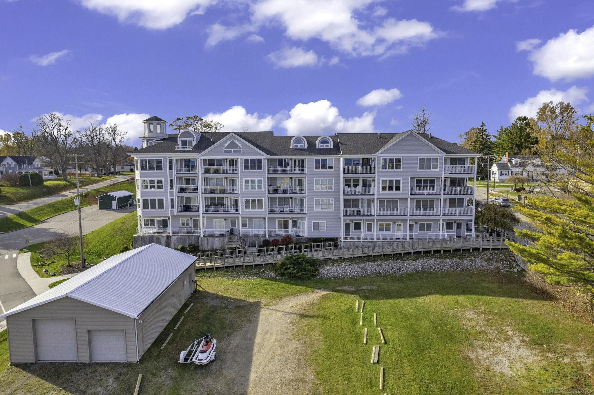 7338 Huron Ave. Street, #301, Lexington, MI 48450 — Photo 4