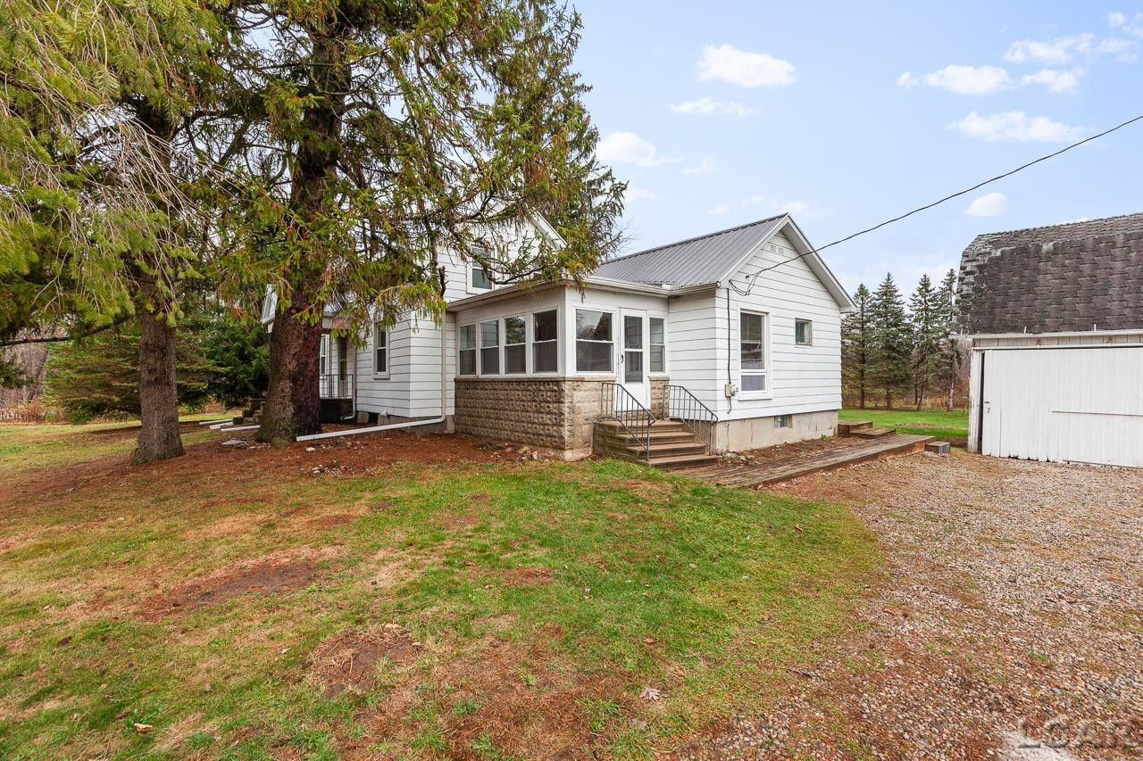 2389 Humphrey, Palmyra, MI 49268 — Photo 2