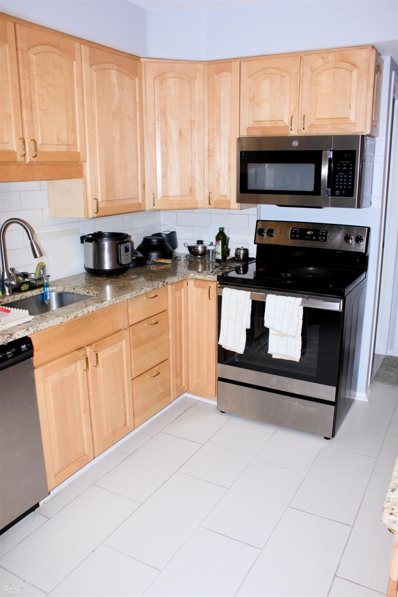 29960 City Center Drive, 3, Warren, MI 48093 — Photo 8