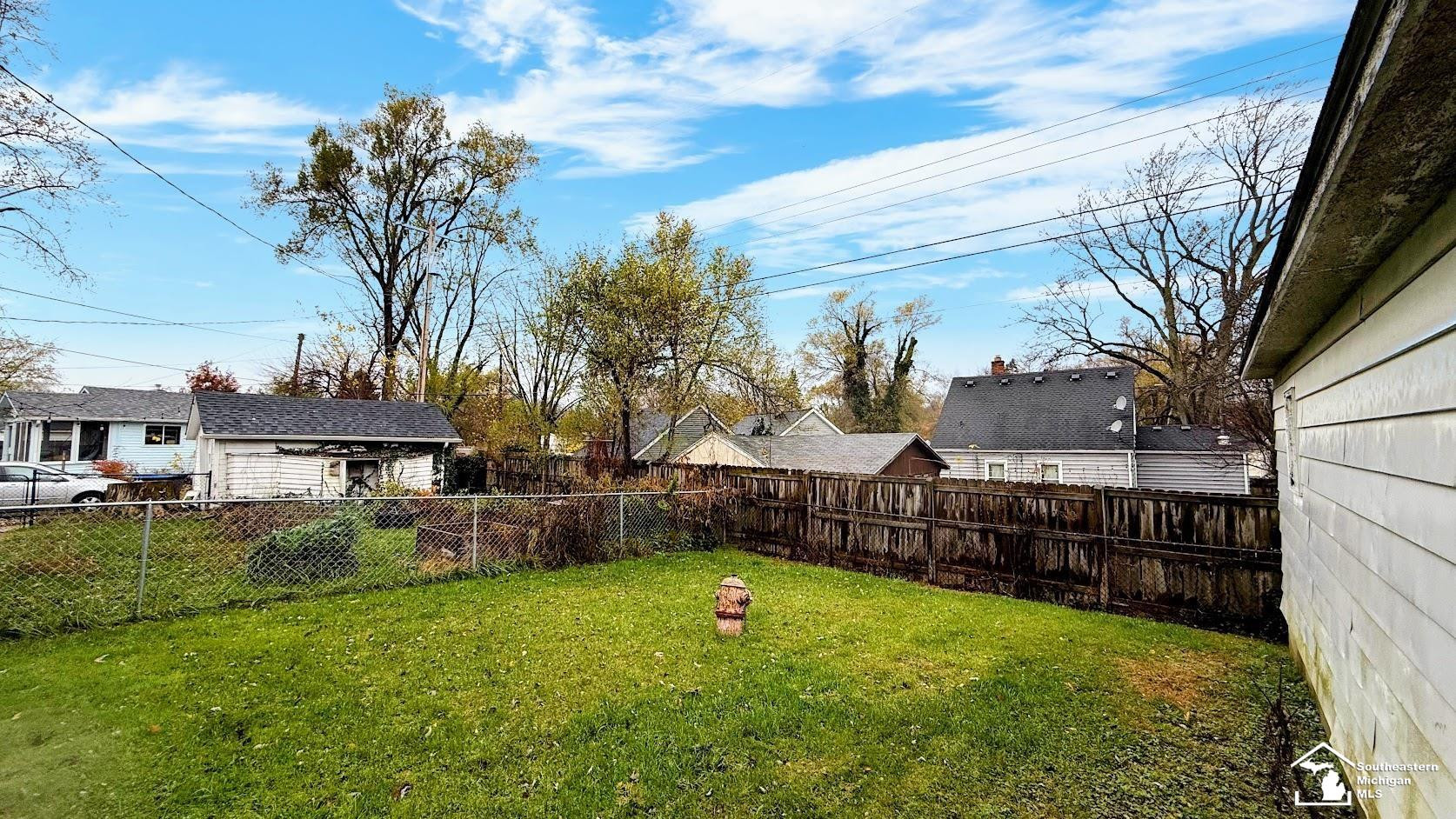 811 Young, Ypsilanti, MI 48198 — Photo 2