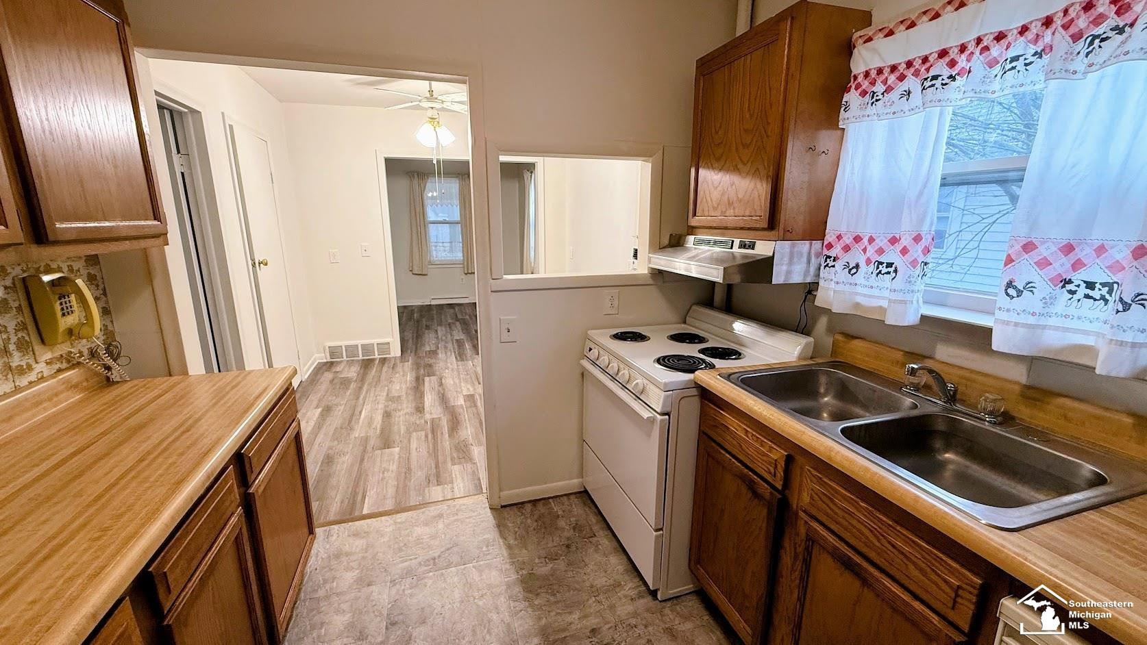 811 Young, Ypsilanti, MI 48198 — Photo 9