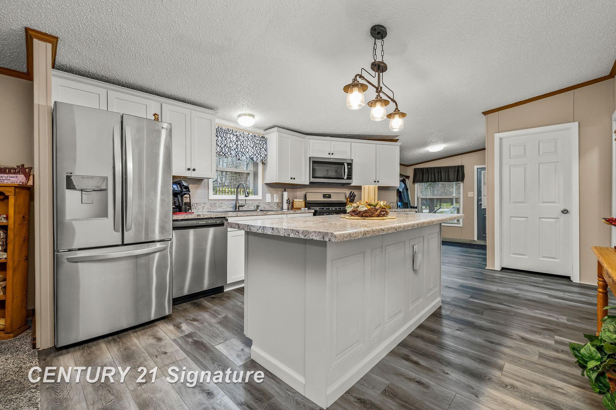126 E Maple Street, Saint Charles, MI 48655 — Photo 16