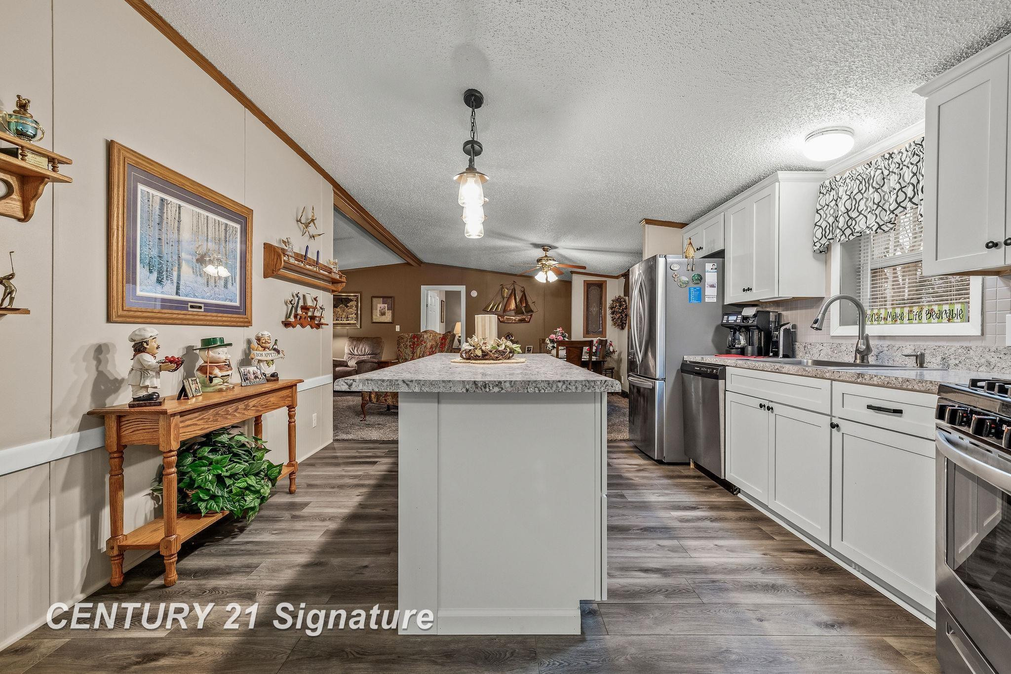 126 E Maple Street, Saint Charles, MI 48655 — Photo 20
