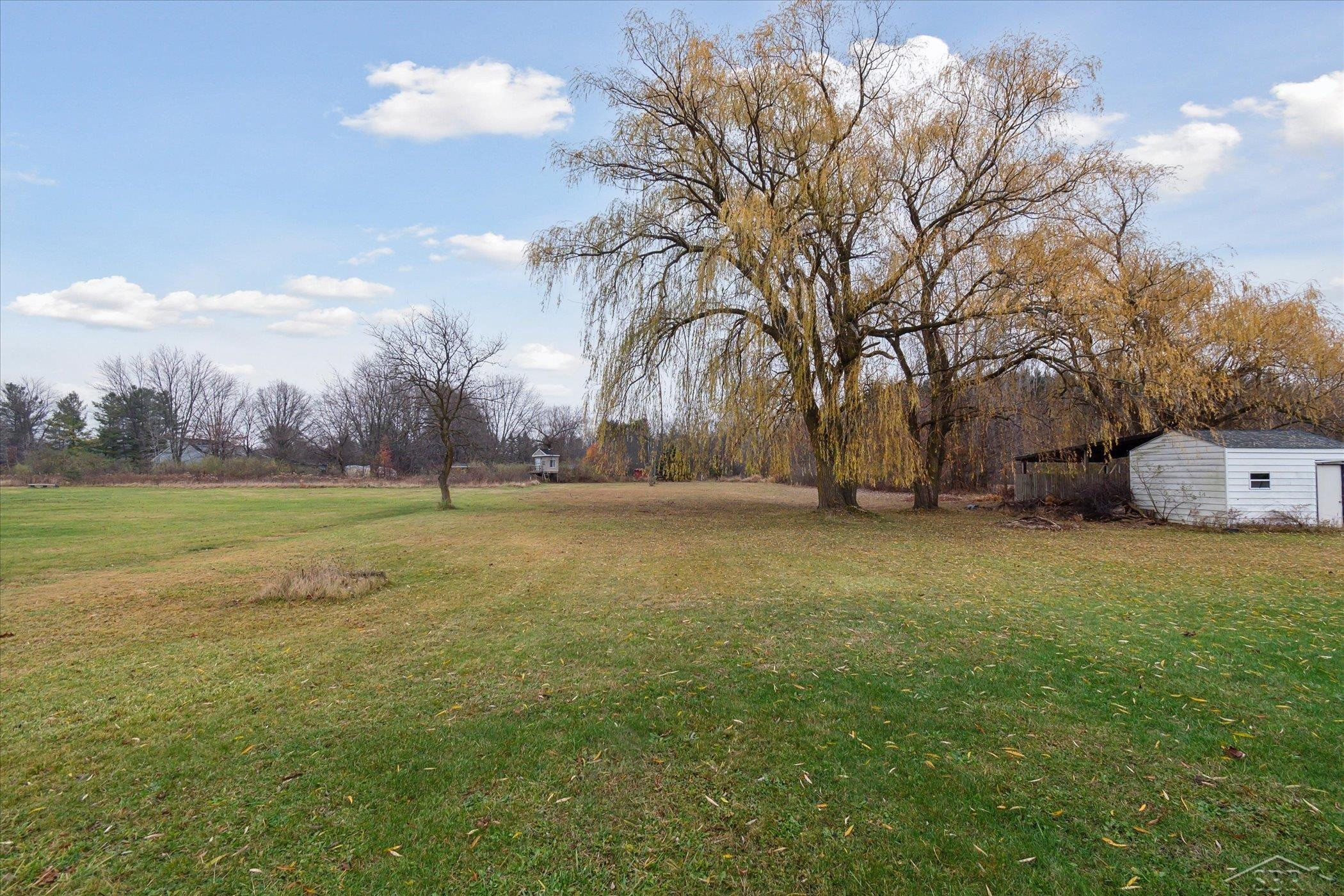 2089 S Brennan Road, Hemlock, MI 48626 — Photo 27