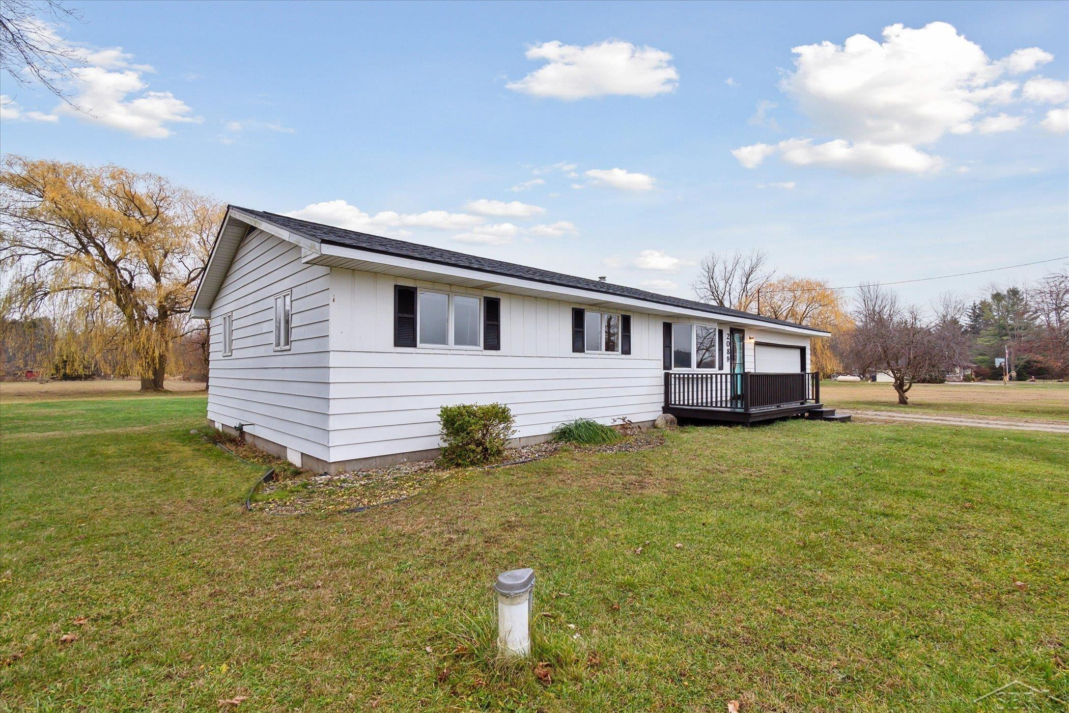 2089 S Brennan Road, Hemlock, MI 48626 — Photo 29