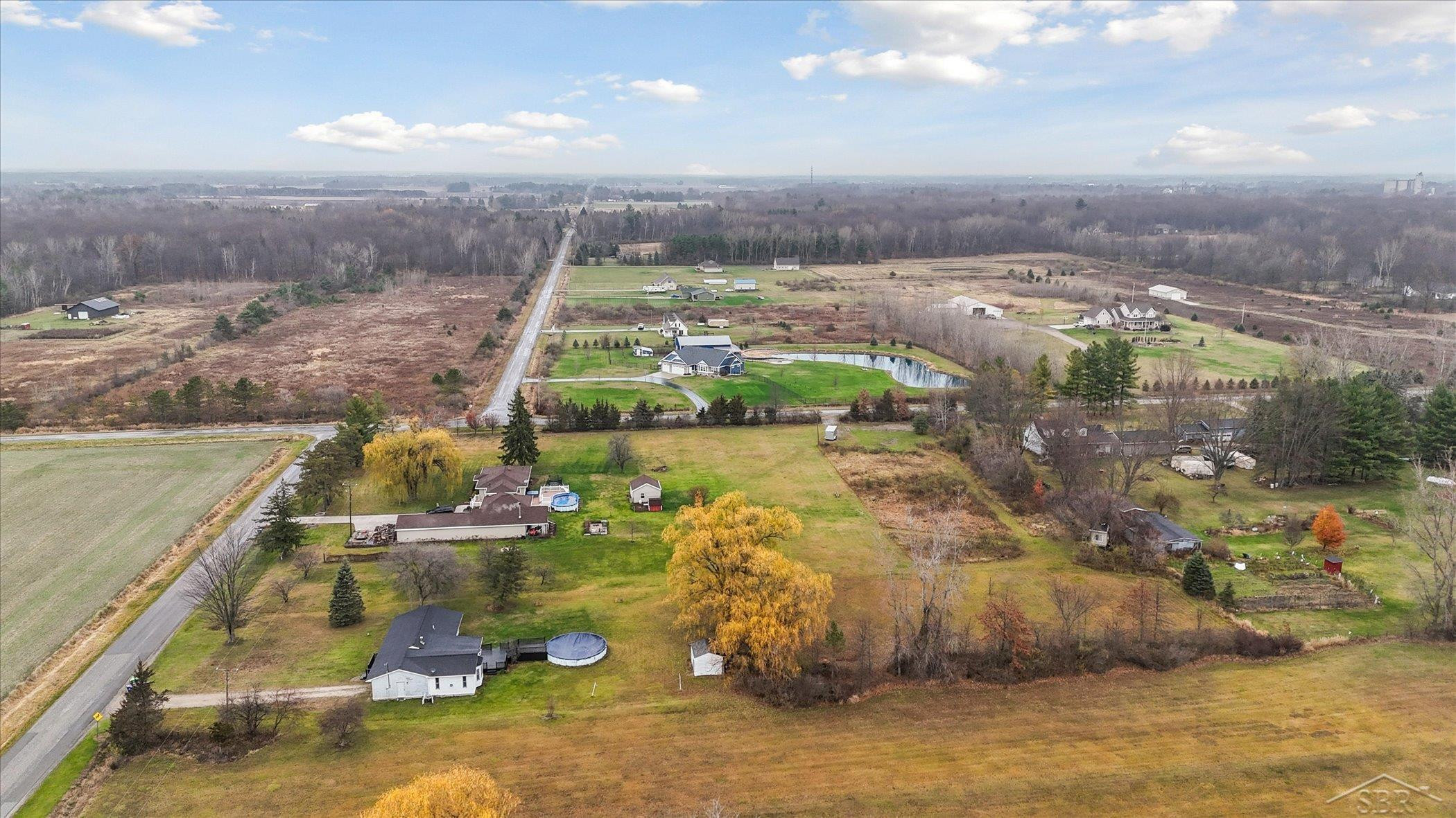 2089 S Brennan Road, Hemlock, MI 48626 — Photo 36