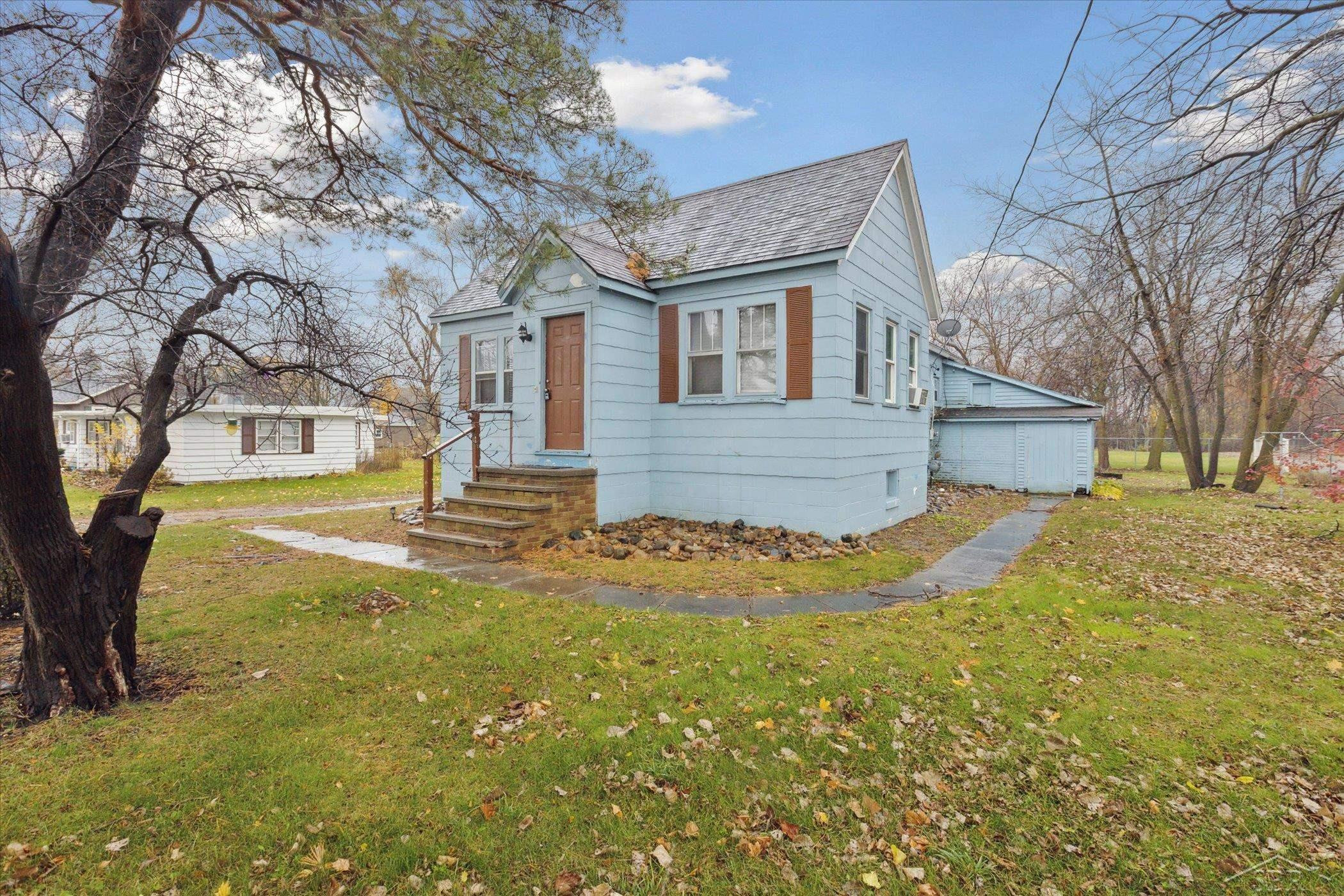 930 E Pine Street, Sebewaing, MI 48759 — Photo 3