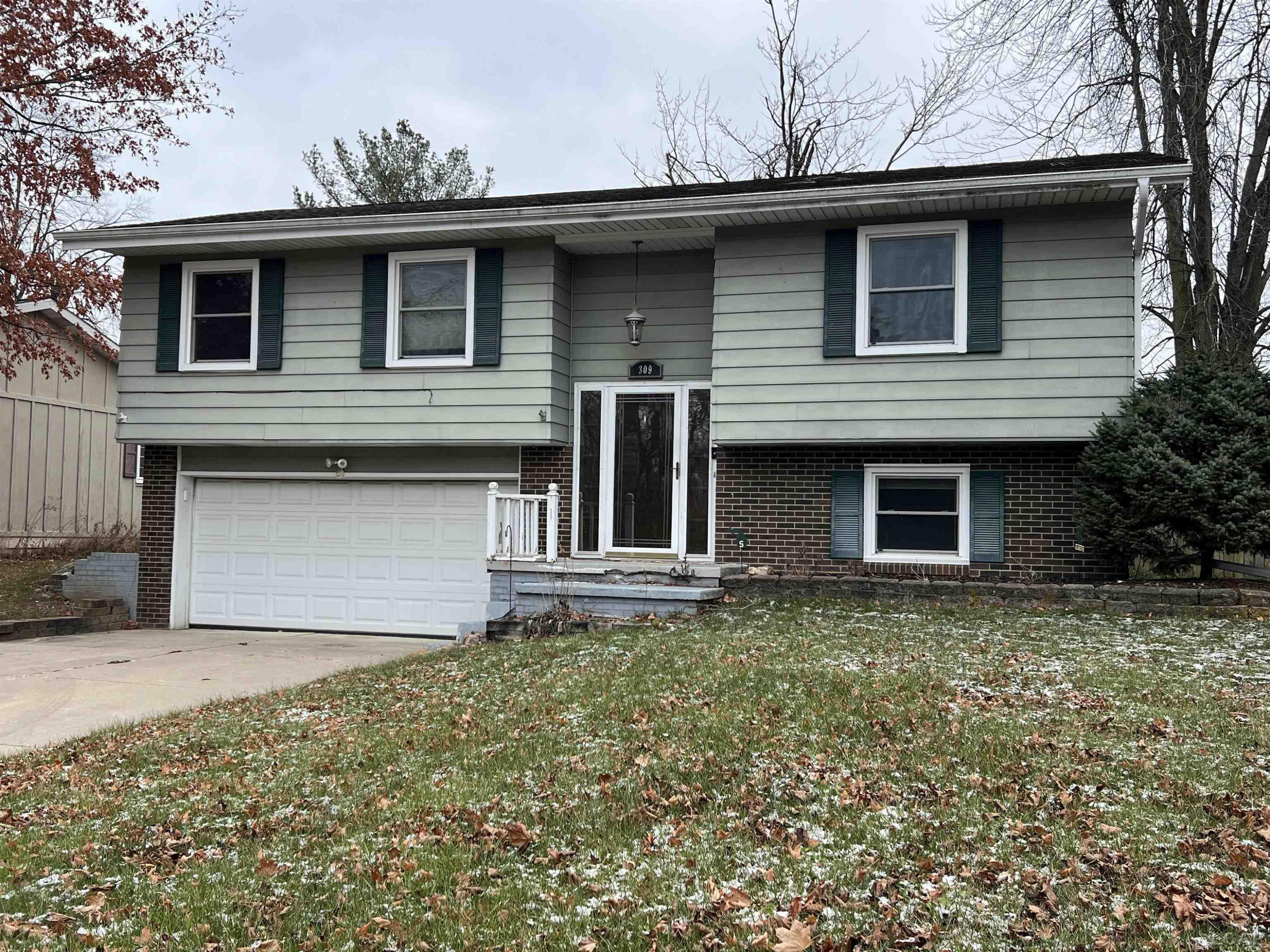 309 Sunset, Clinton, MI 49236 — front exterior