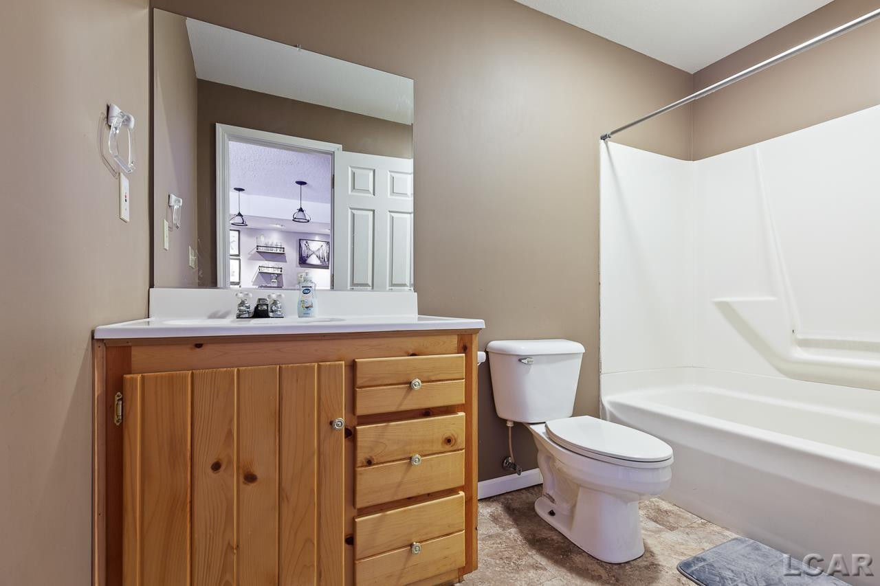 243 Keefer, Concord, MI 49237 — Photo 37