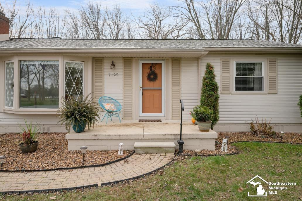 7122 Center, Newport, MI 48166 — Photo 2