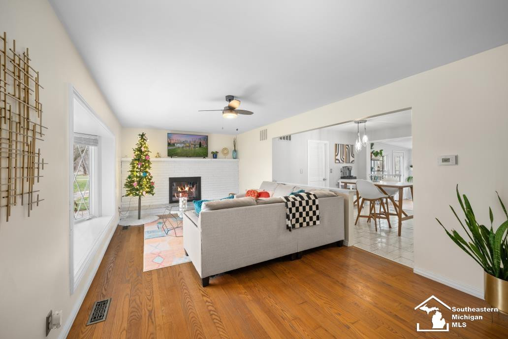 7122 Center, Newport, MI 48166 — Photo 4