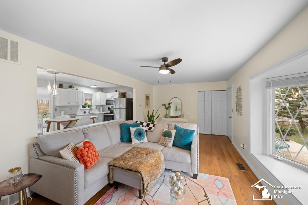 7122 Center, Newport, MI 48166 — Photo 7