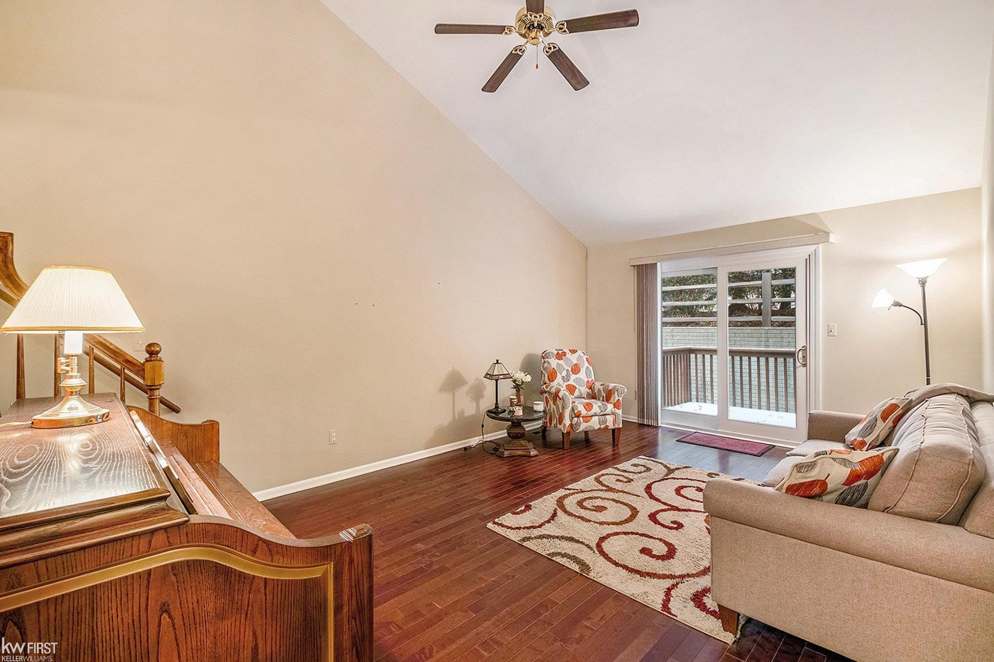 404 Woodfield Square, Brighton, MI 48116 — Photo 6