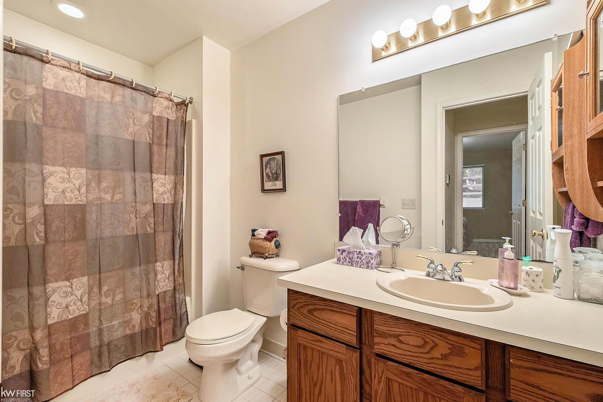 404 Woodfield Square, Brighton, MI 48116 — Photo 18