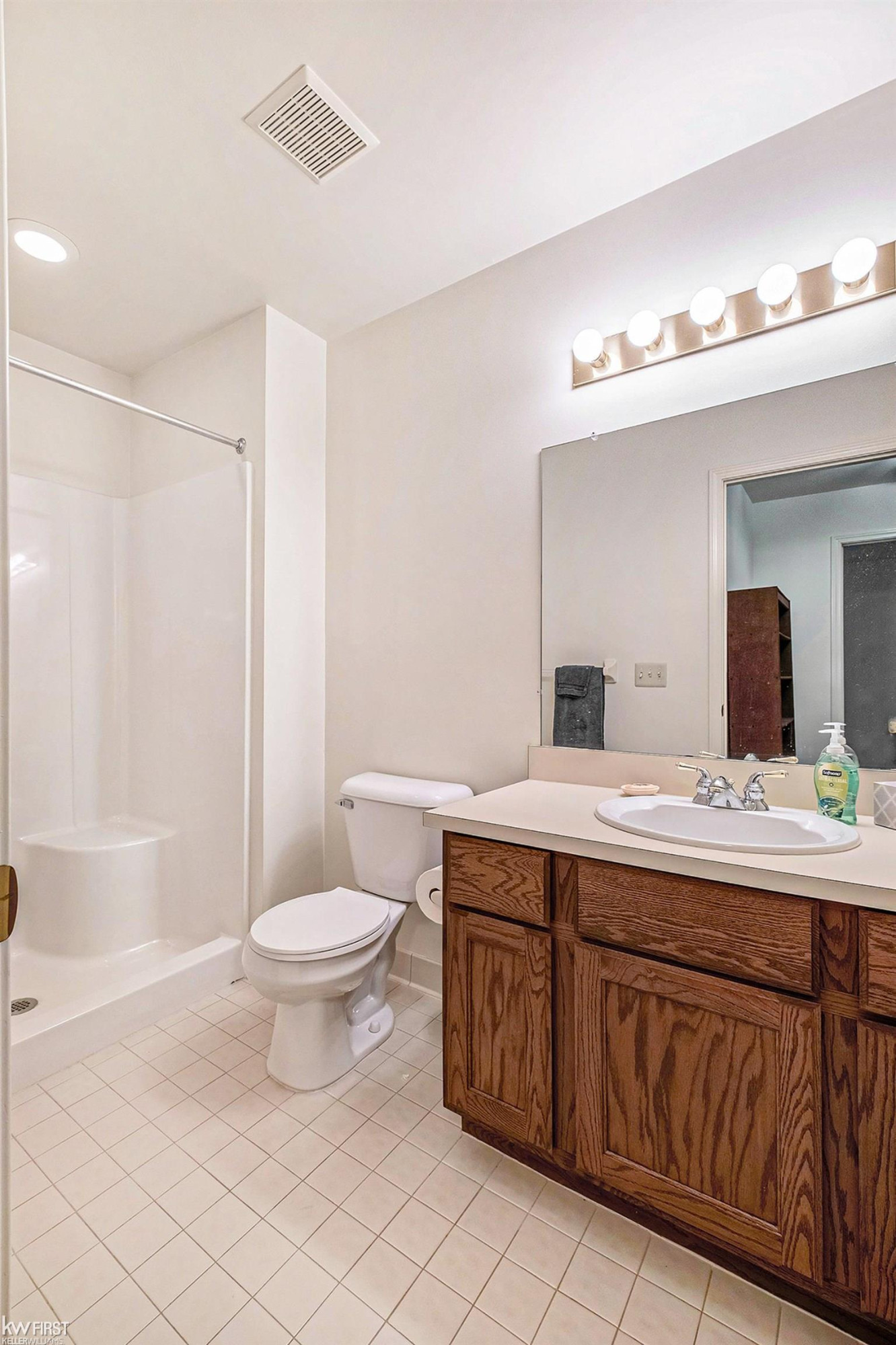 404 Woodfield Square, Brighton, MI 48116 — Photo 19